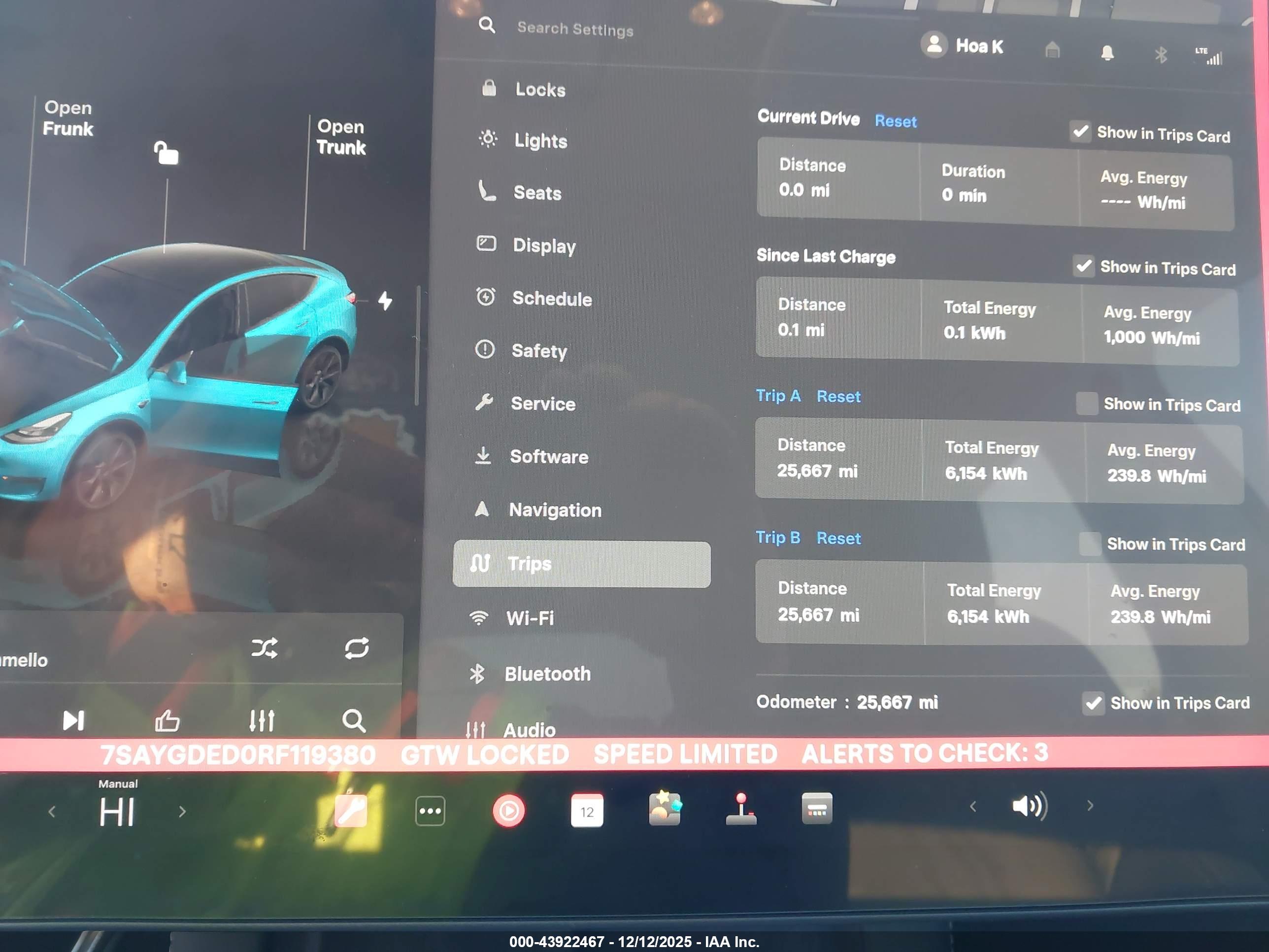 TESLA MODEL image 7