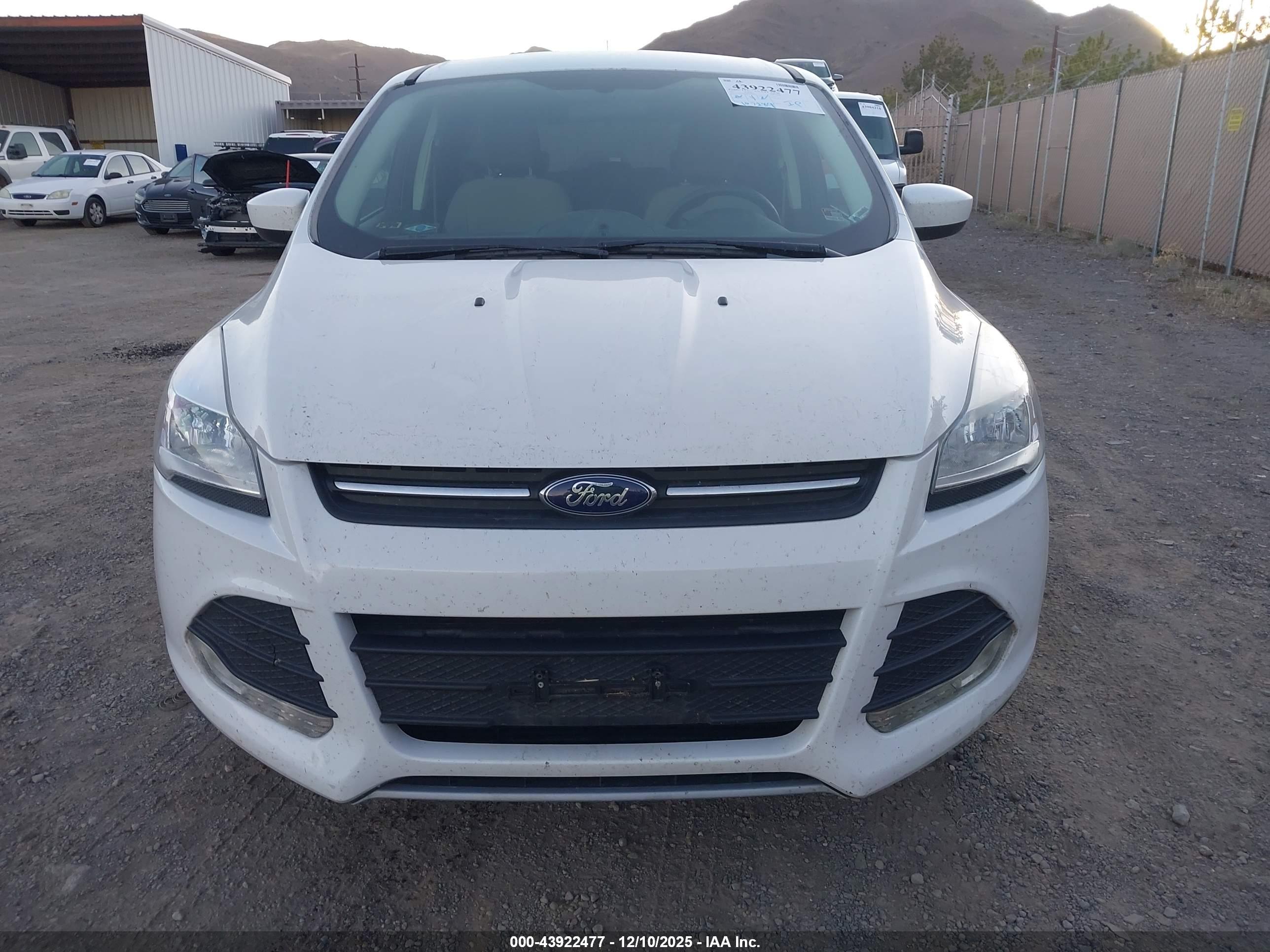 FORD ESCAPE image 6