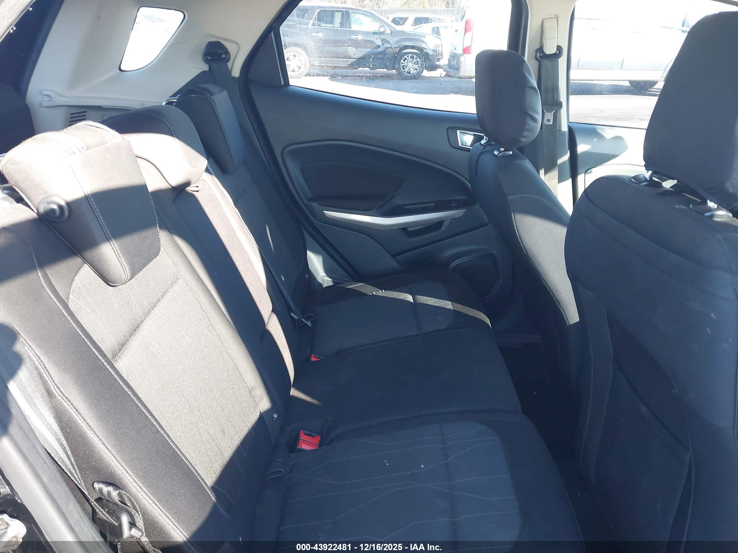 FORD ECOSPORT image 8