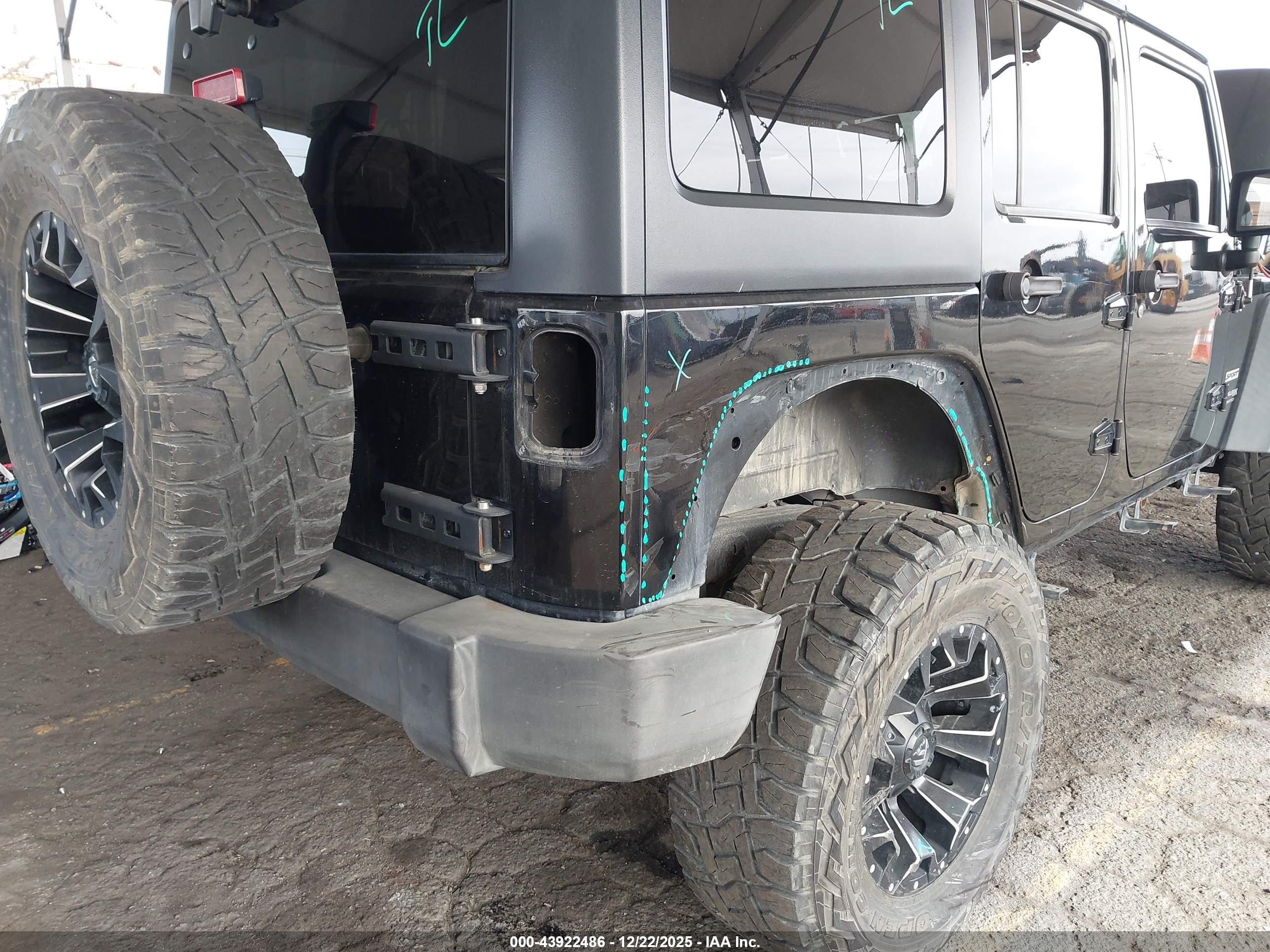JEEP WRANGLER image 6