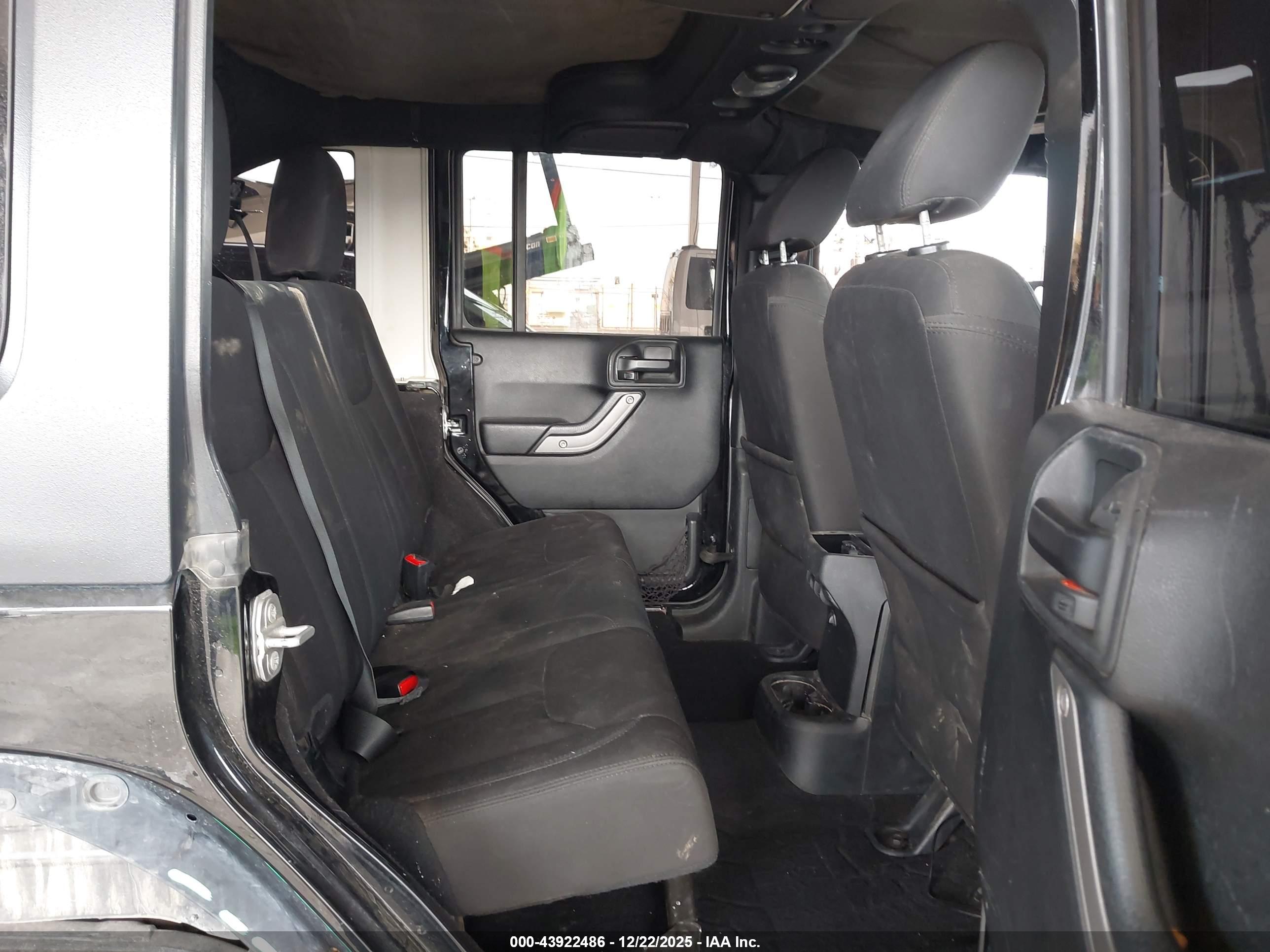 JEEP WRANGLER image 8