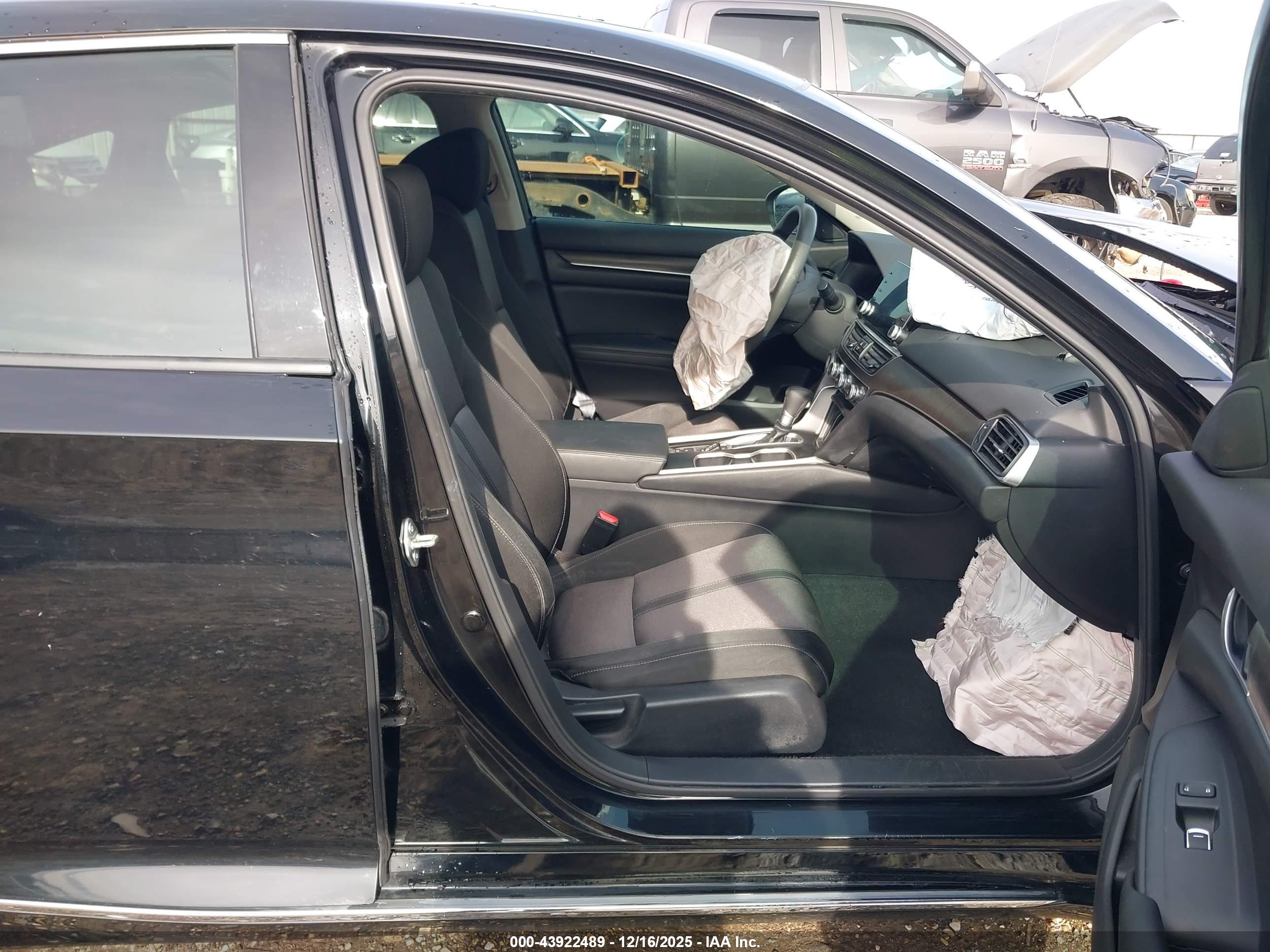 HONDA ACCORD image 5
