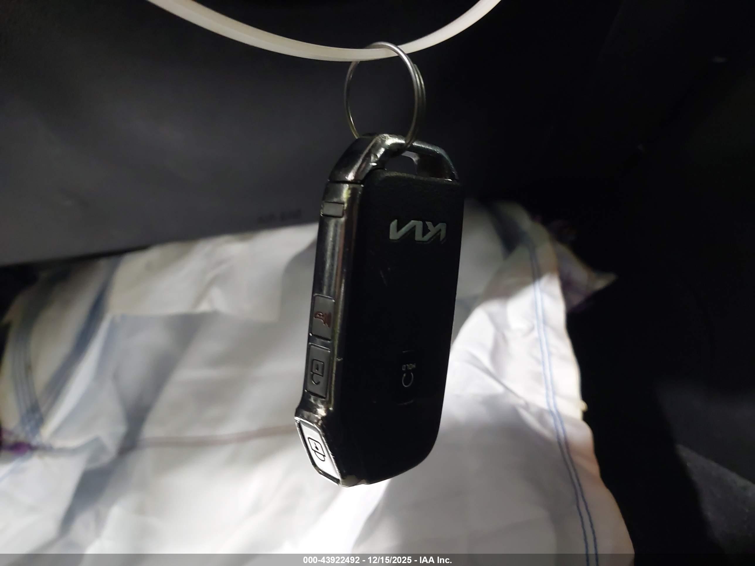 KIA SORENTO image 11