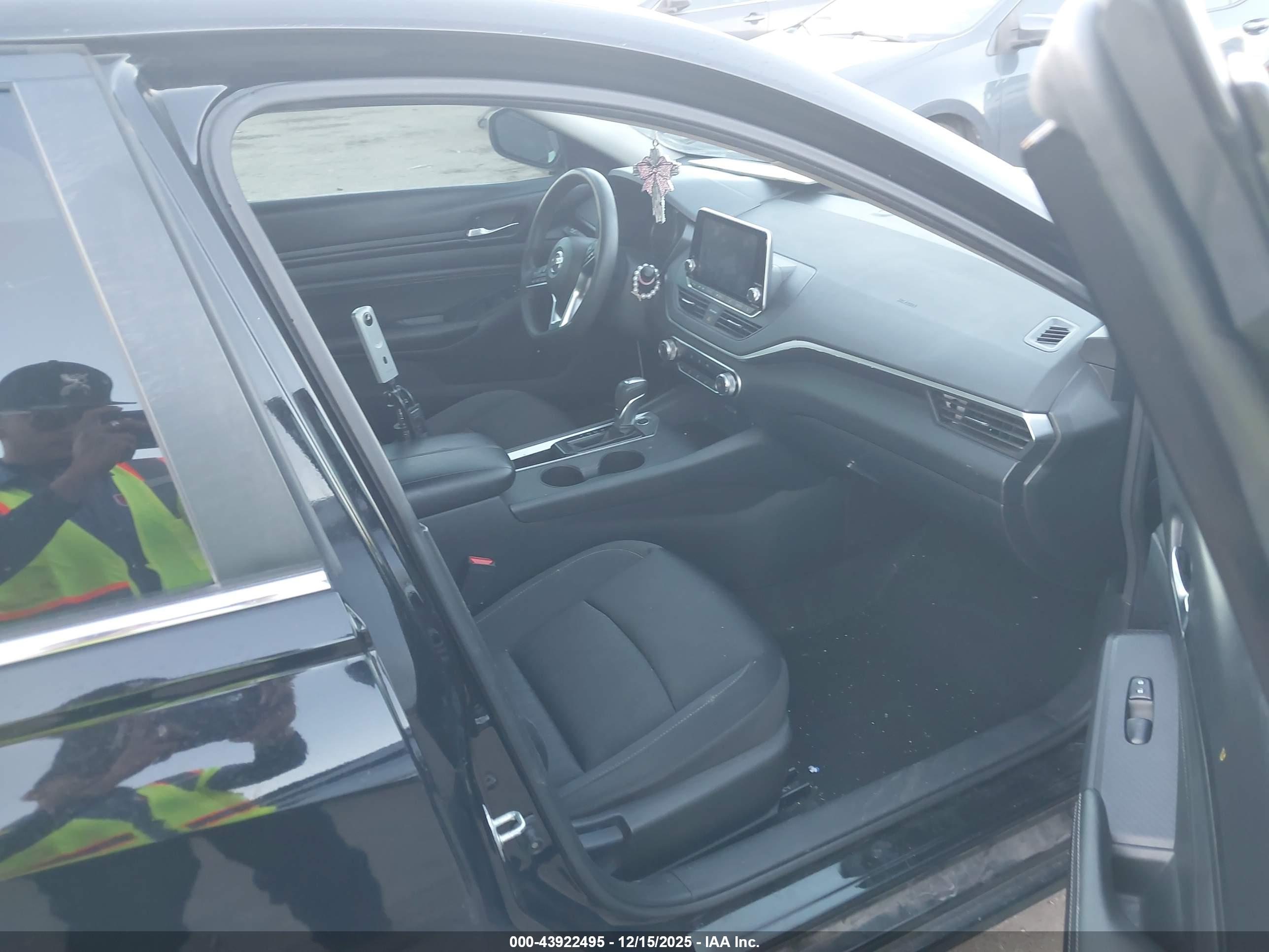 NISSAN ALTIMA image 5