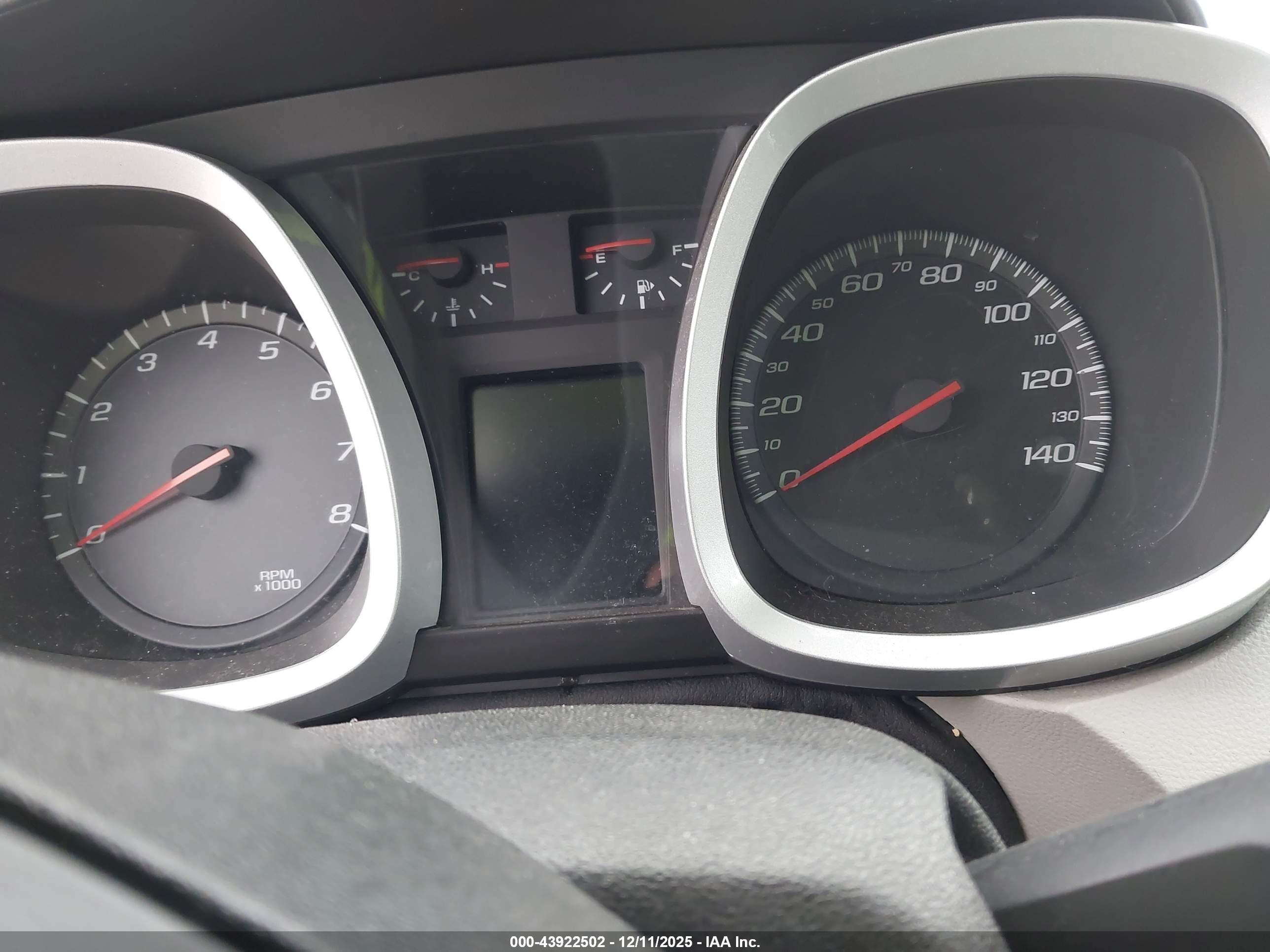 CHEVROLET EQUINOX image 7