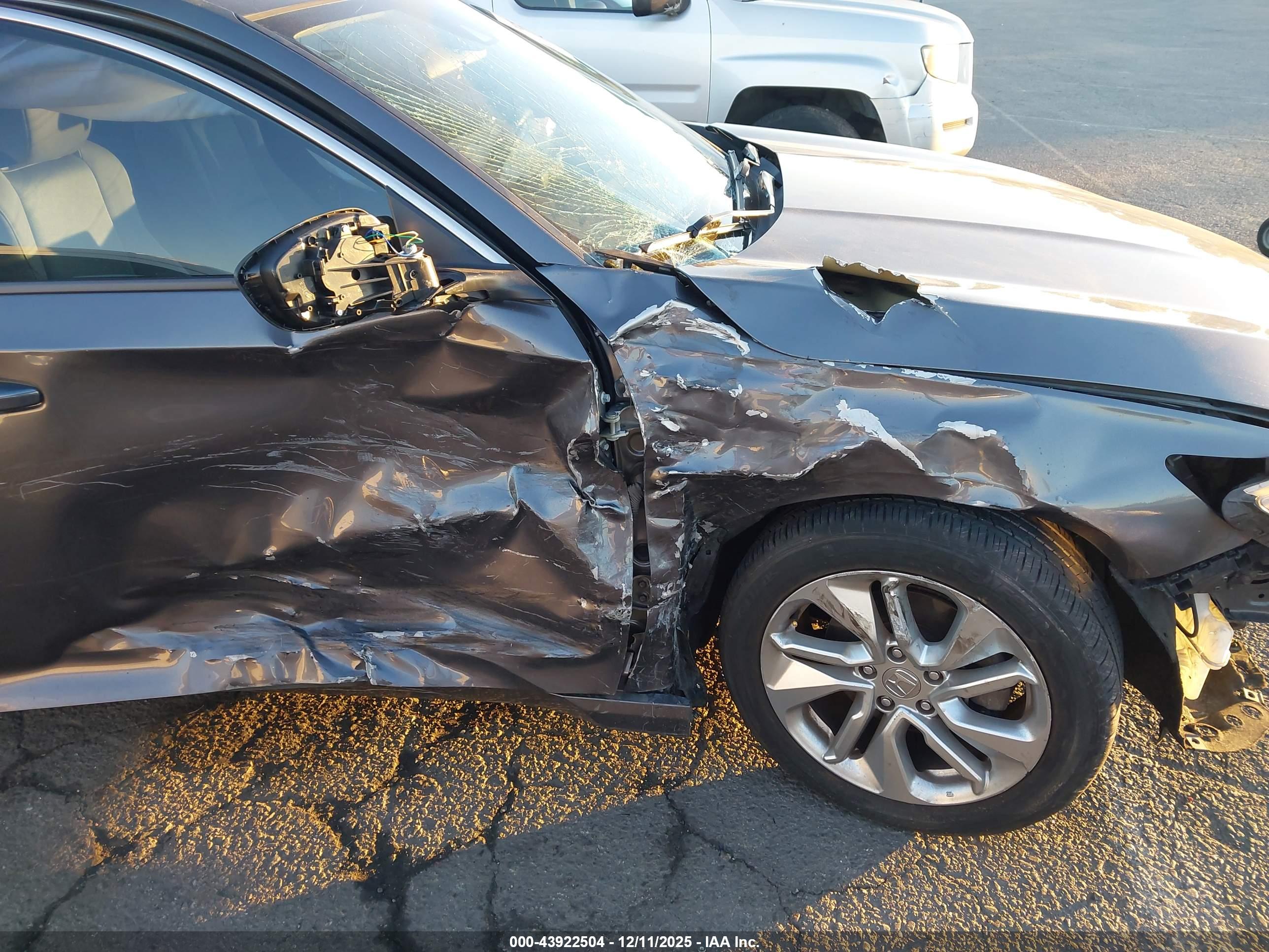 HONDA ACCORD image 6