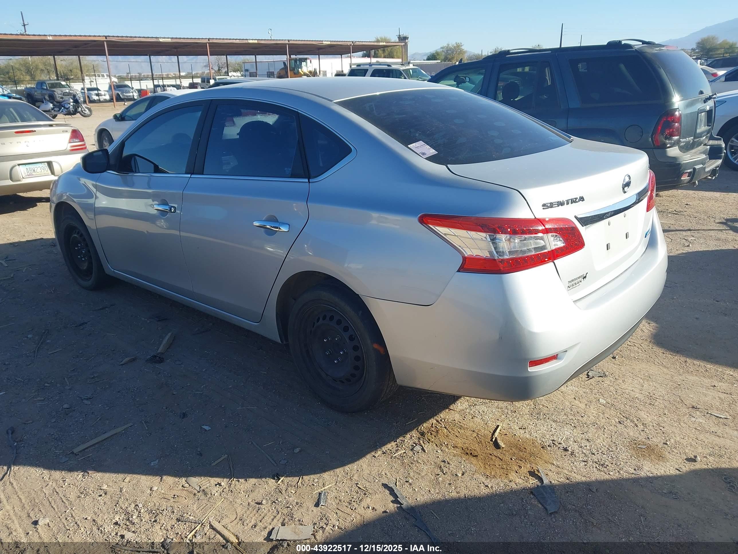 NISSAN SENTRA image 3