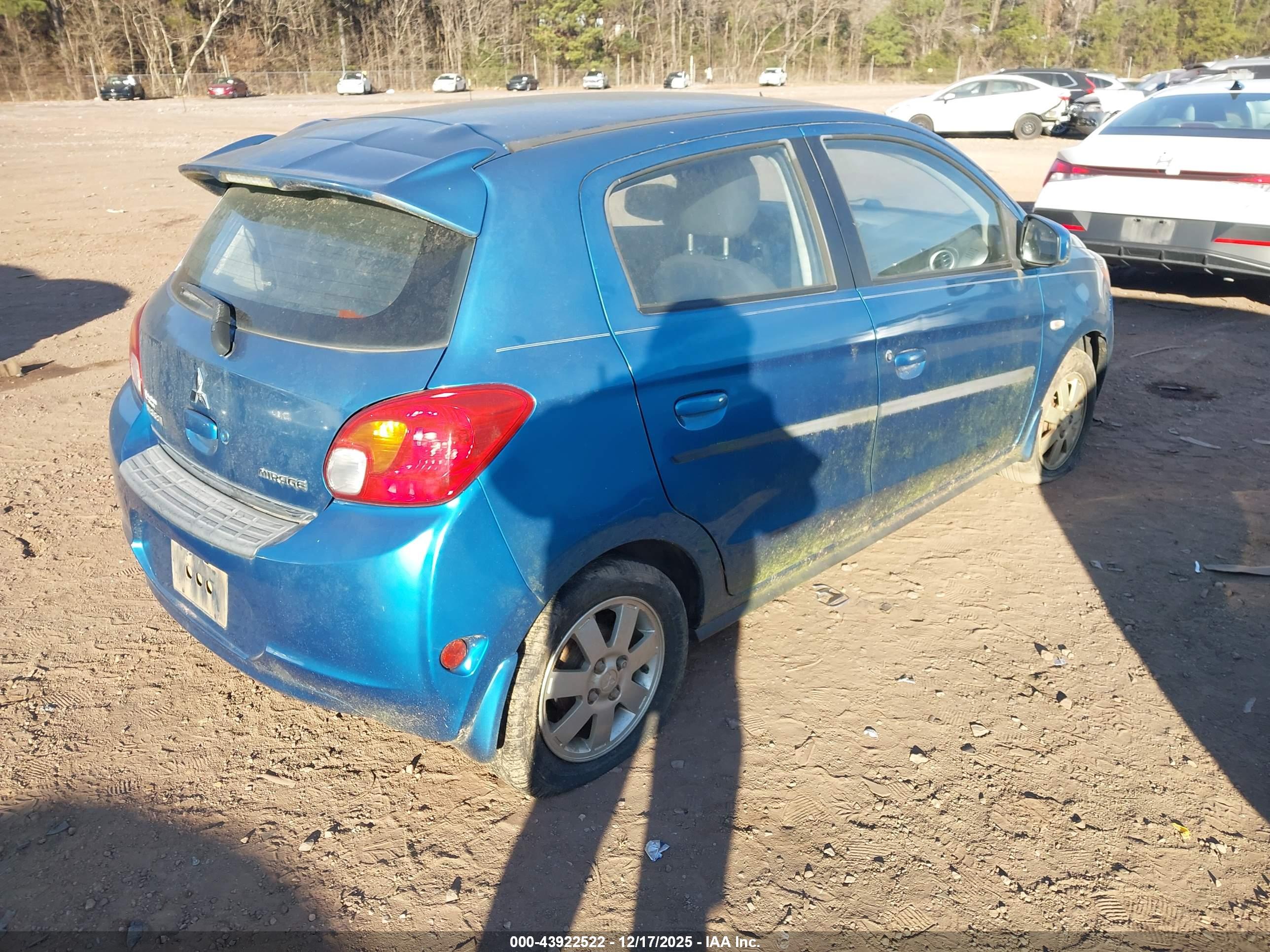 MITSUBISHI MIRAGE image 4