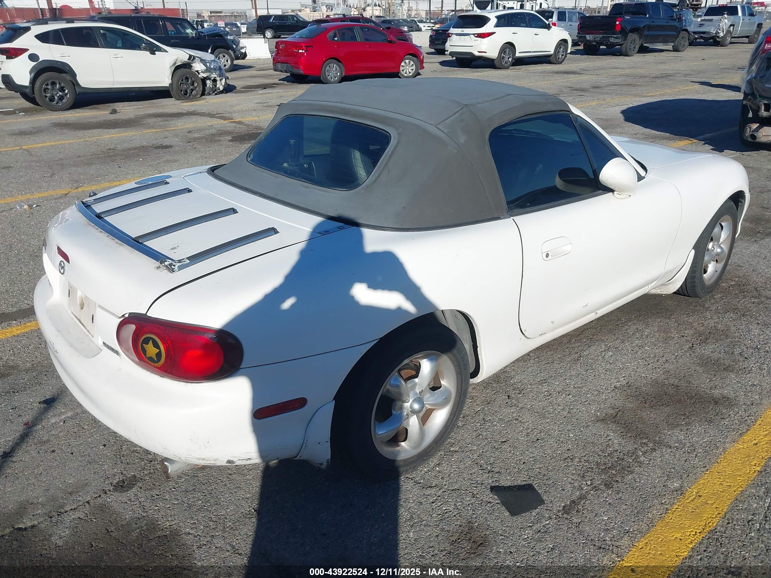 MAZDA MX-5 image 4