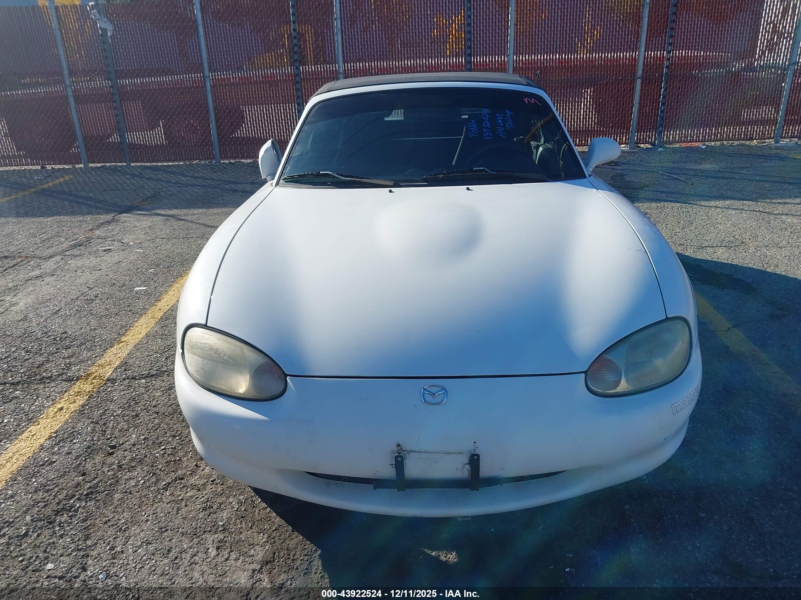 MAZDA MX-5 image 6