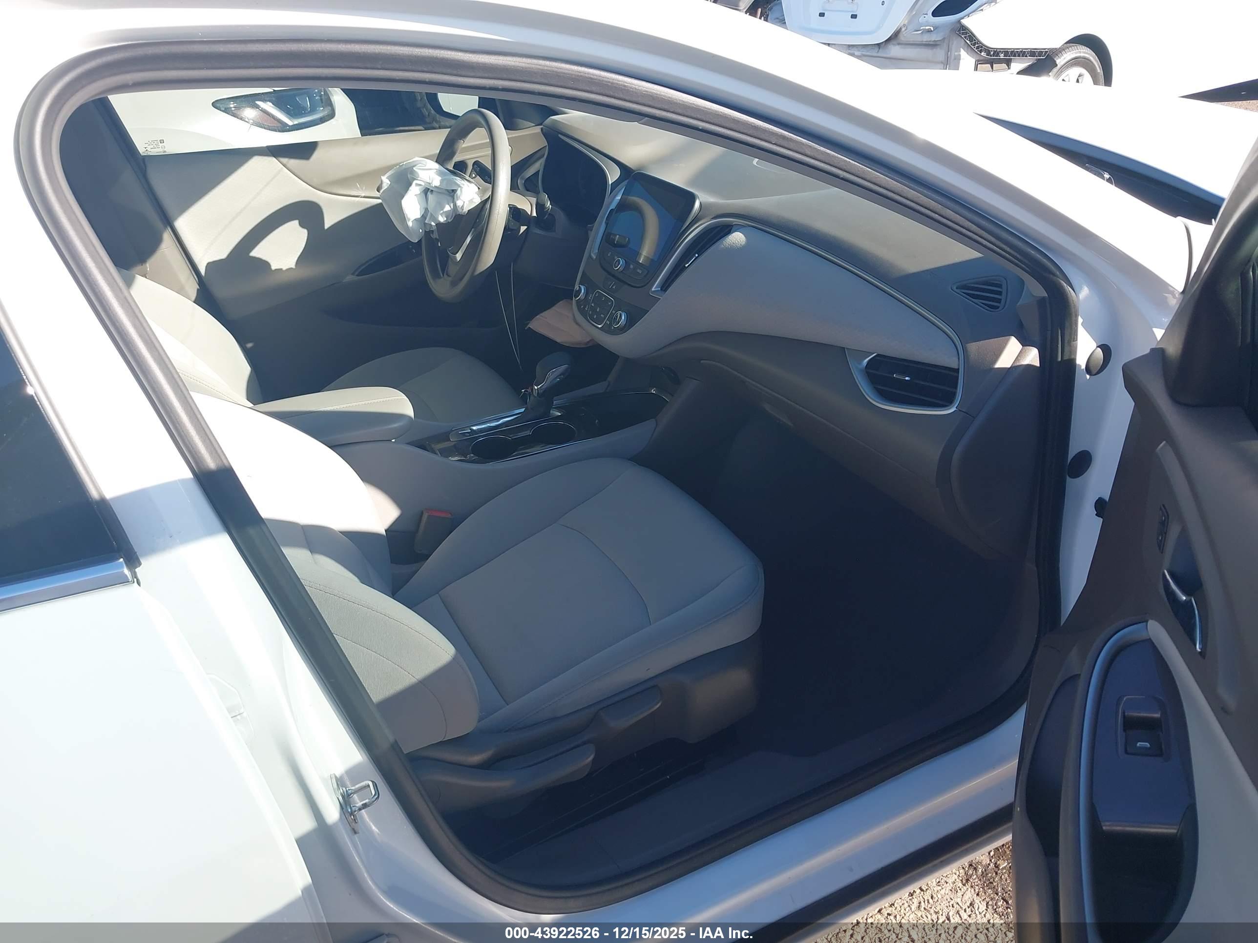 CHEVROLET MALIBU image 5