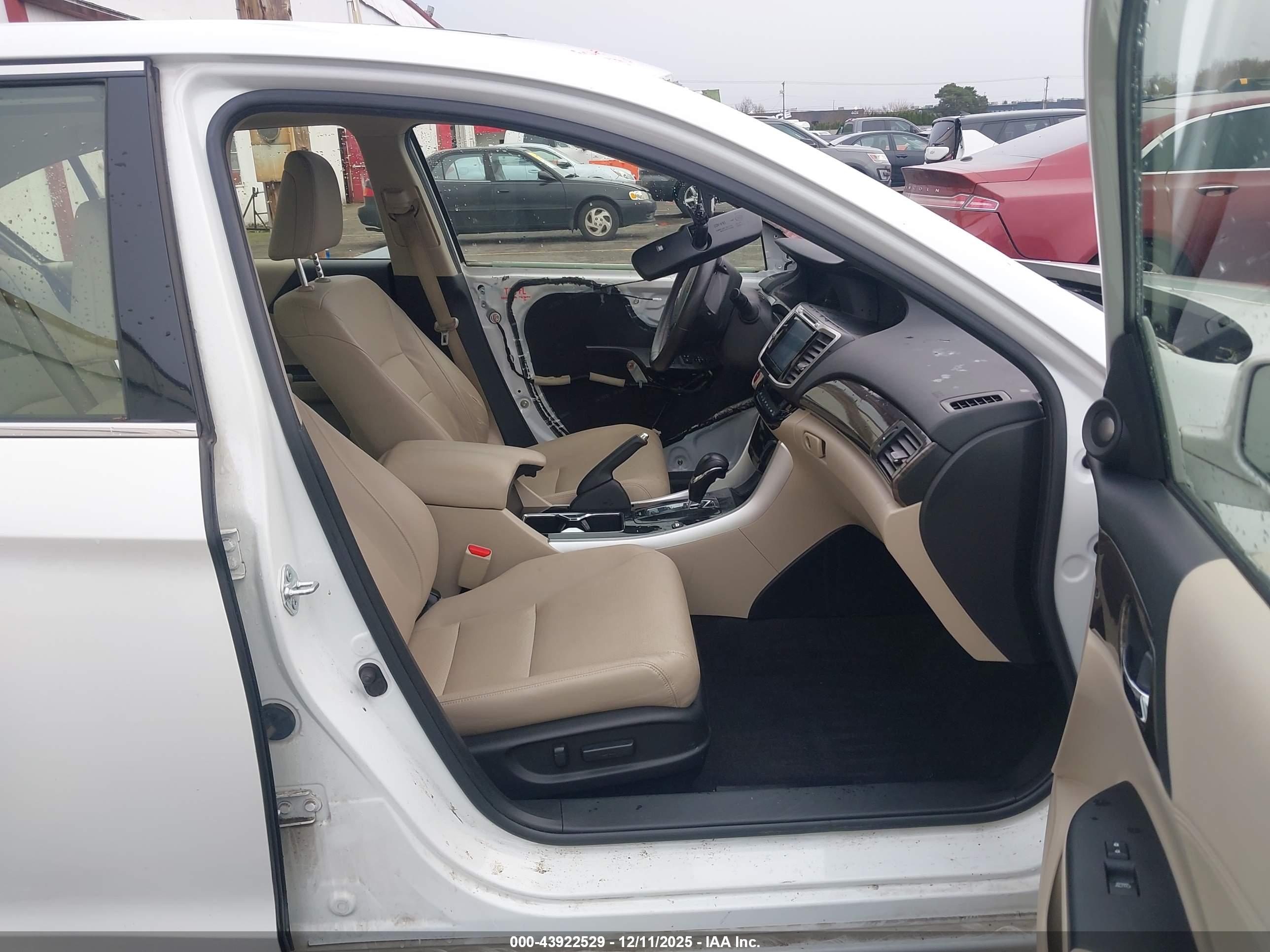 HONDA ACCORD image 5