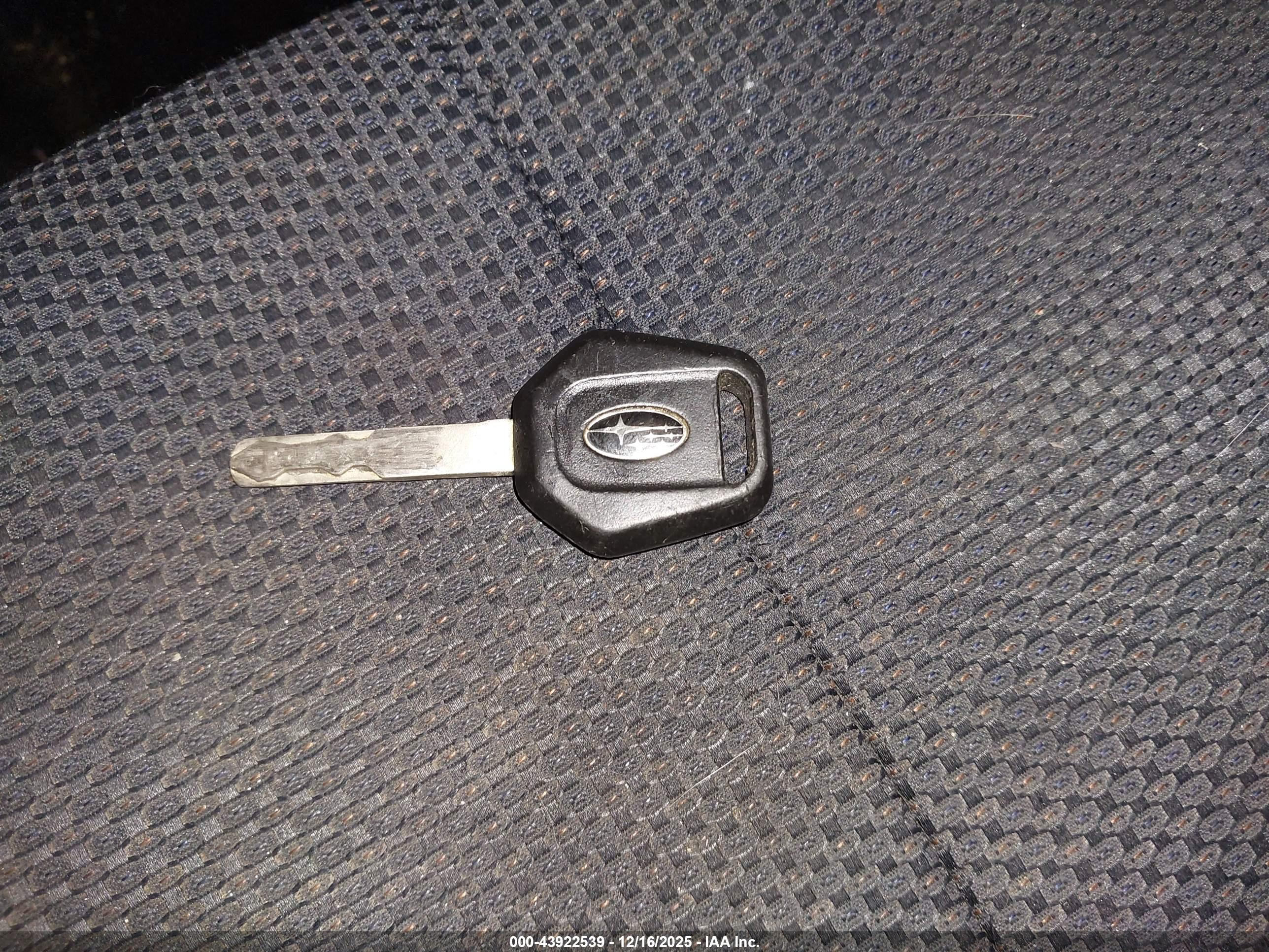 SUBARU FORESTER image 11