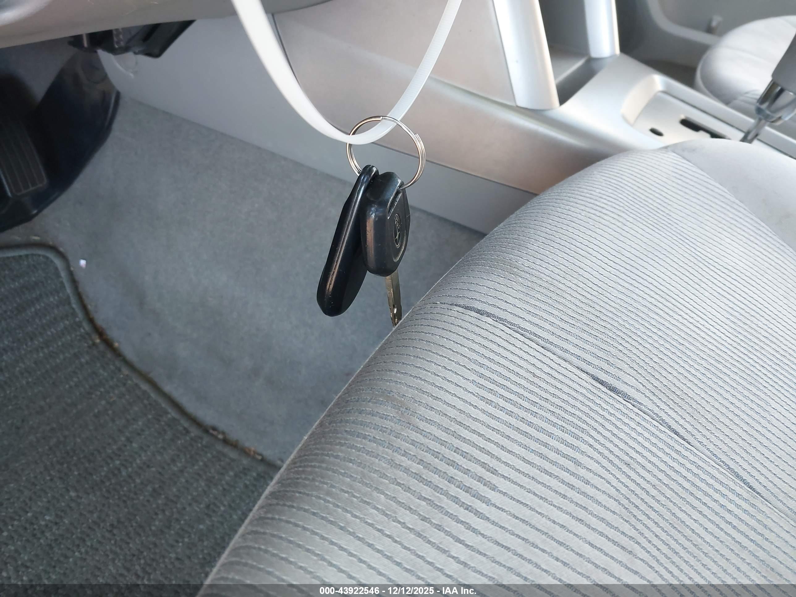 SUBARU FORESTER image 11