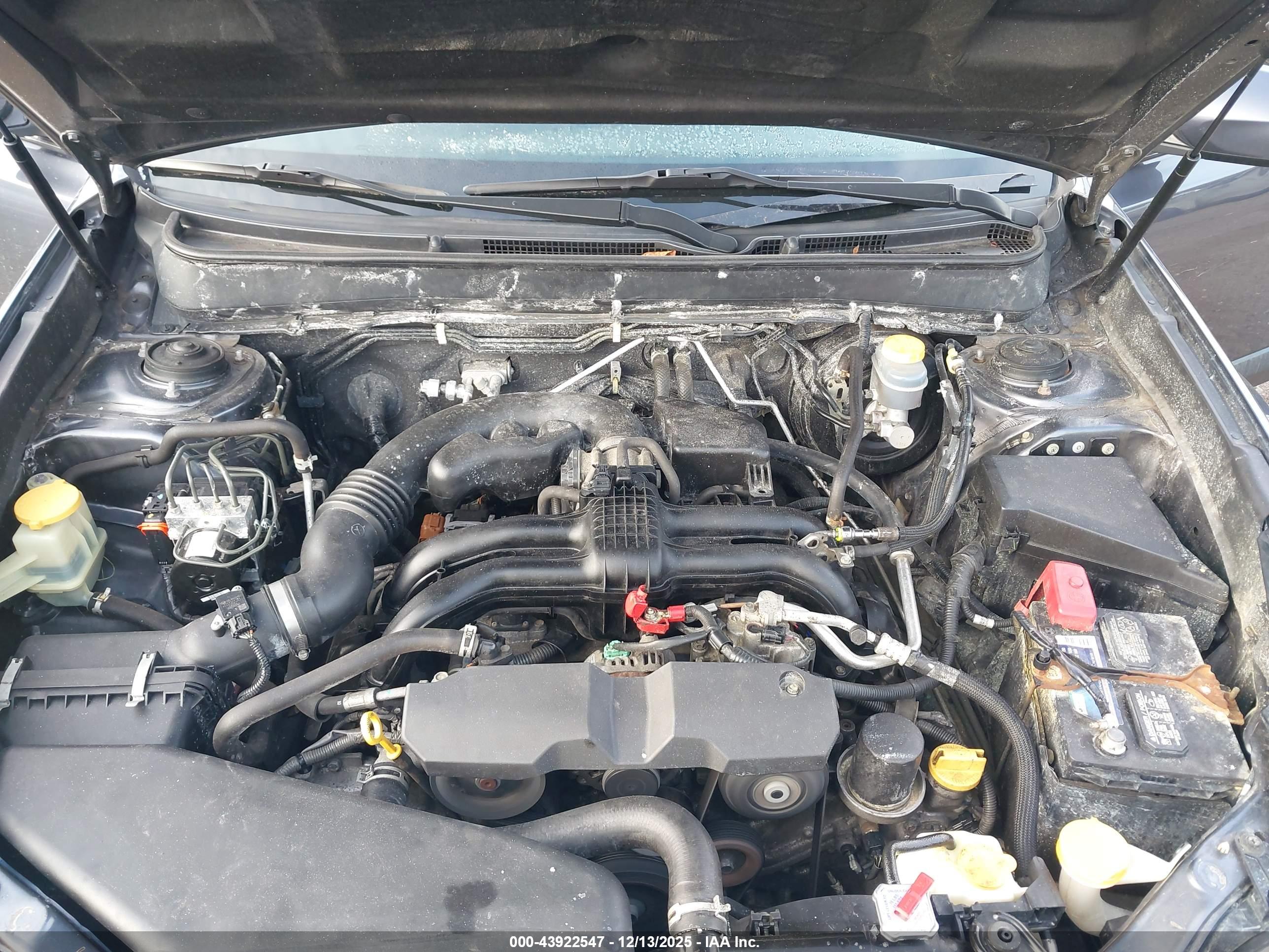 SUBARU OUTBACK image 10