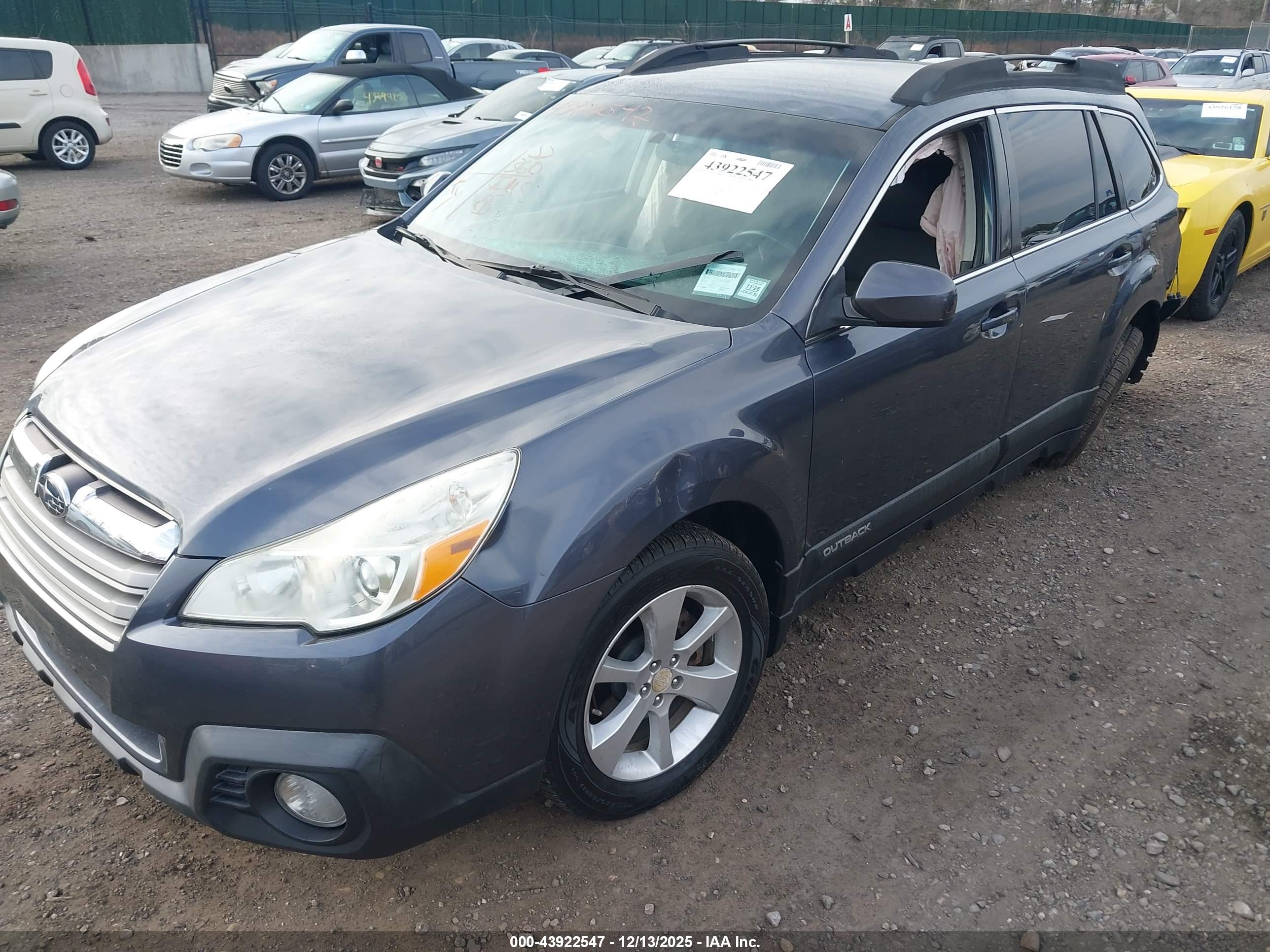 SUBARU OUTBACK image 2