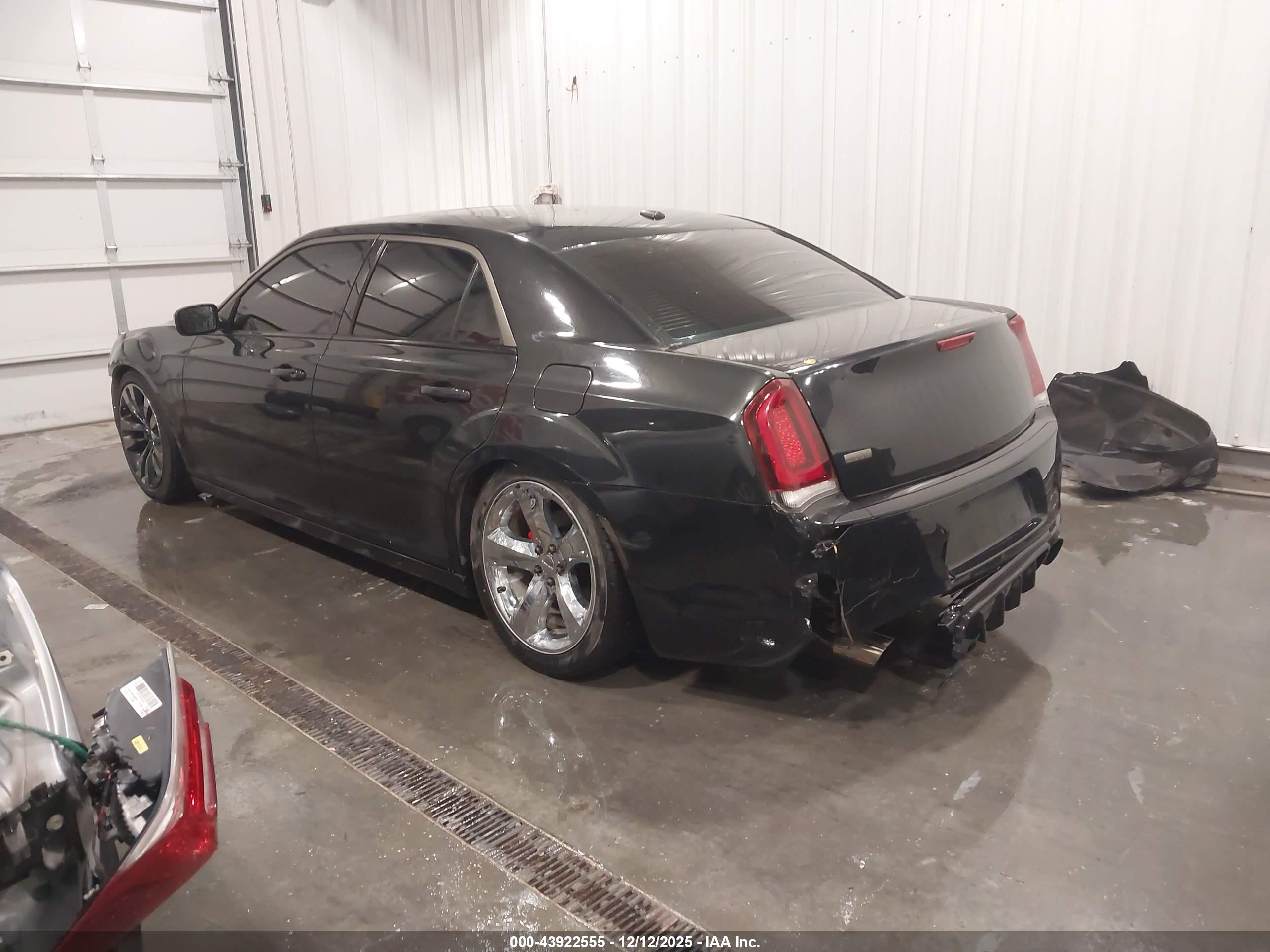 CHRYSLER 300C image 3
