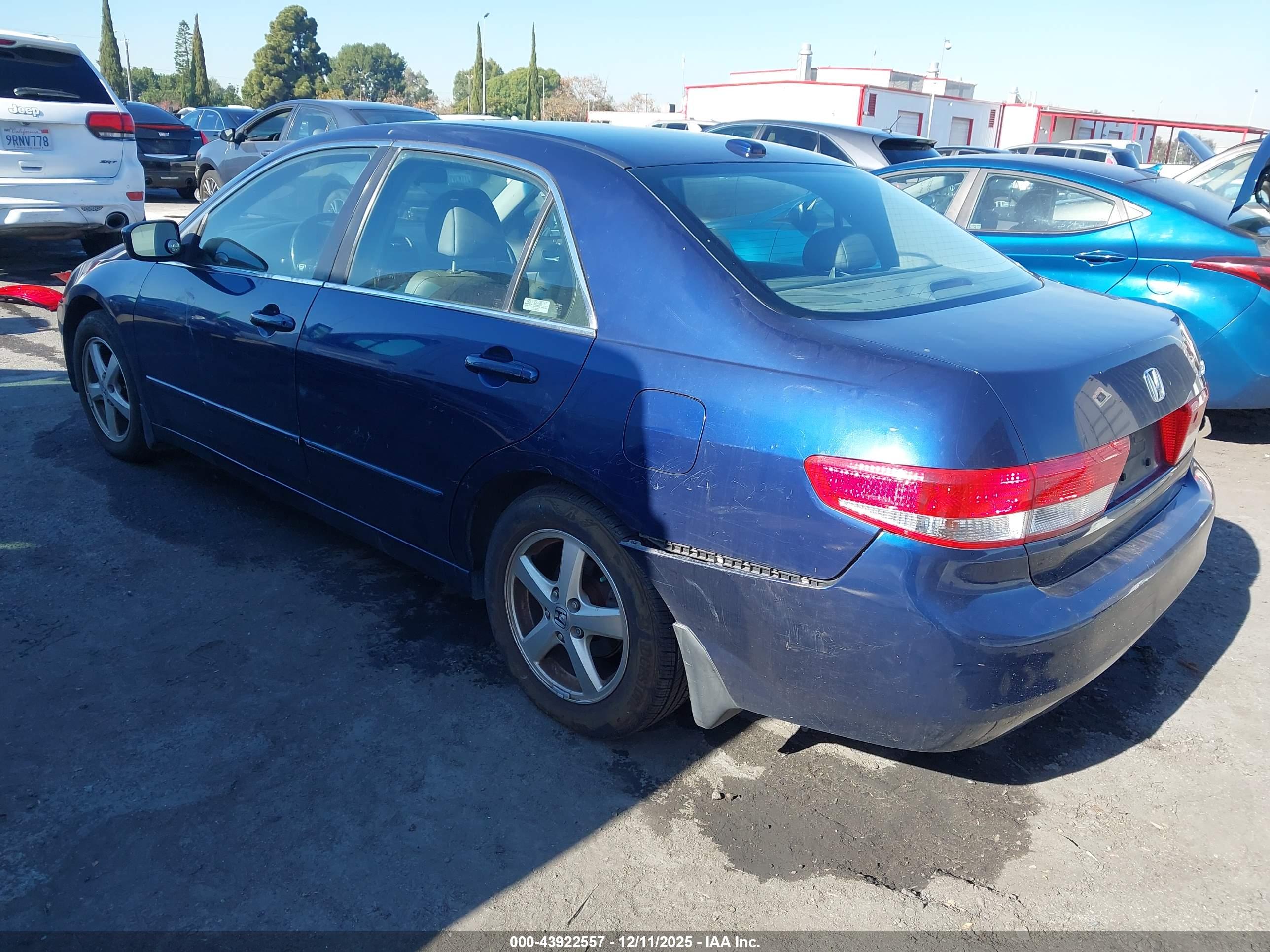HONDA ACCORD image 3