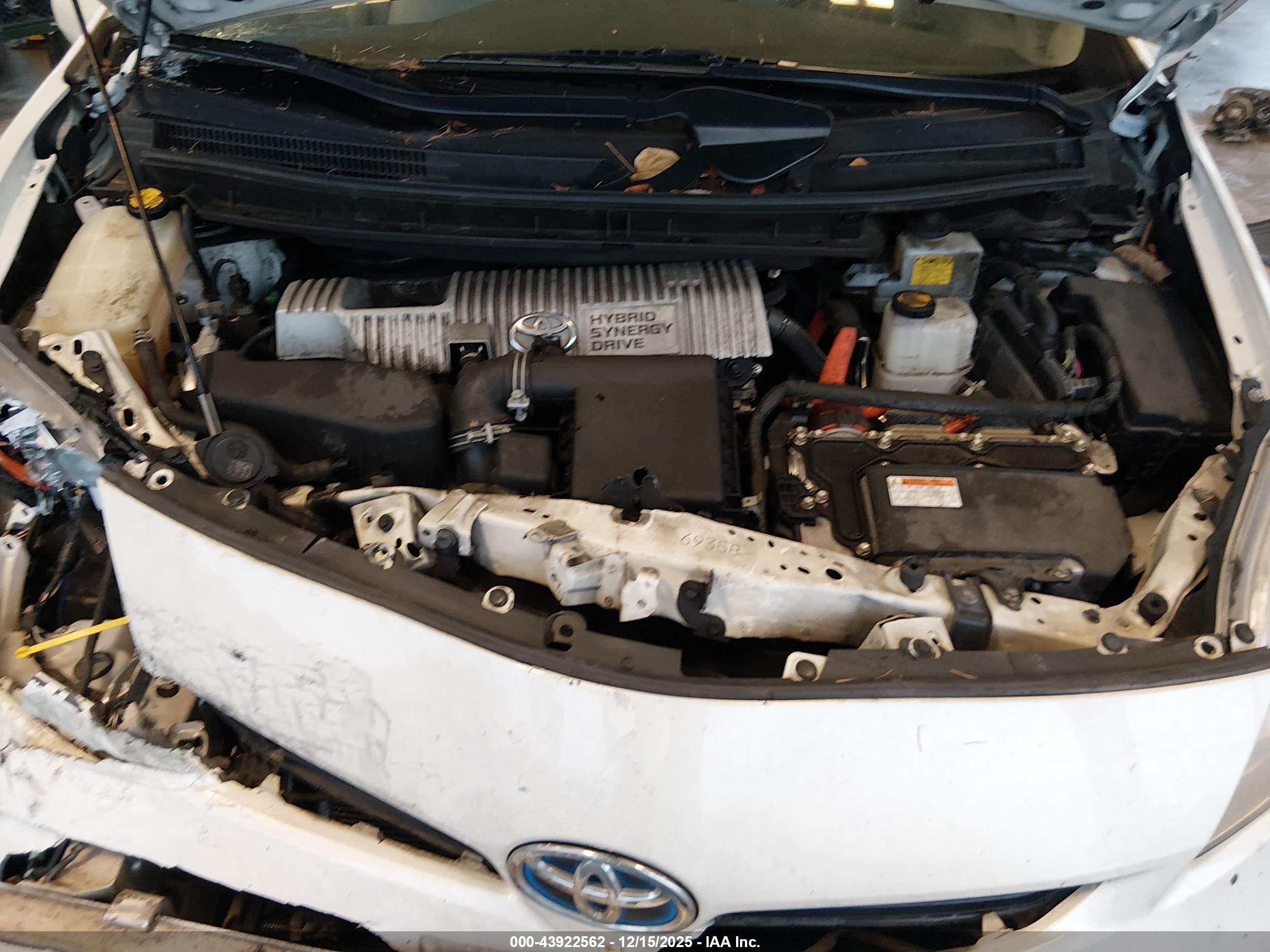 TOYOTA PRIUS image 10