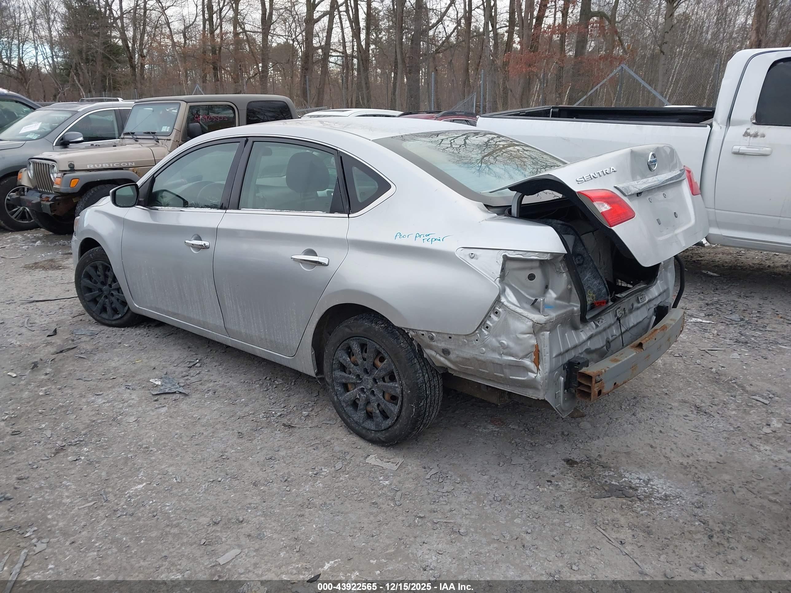NISSAN SENTRA image 3
