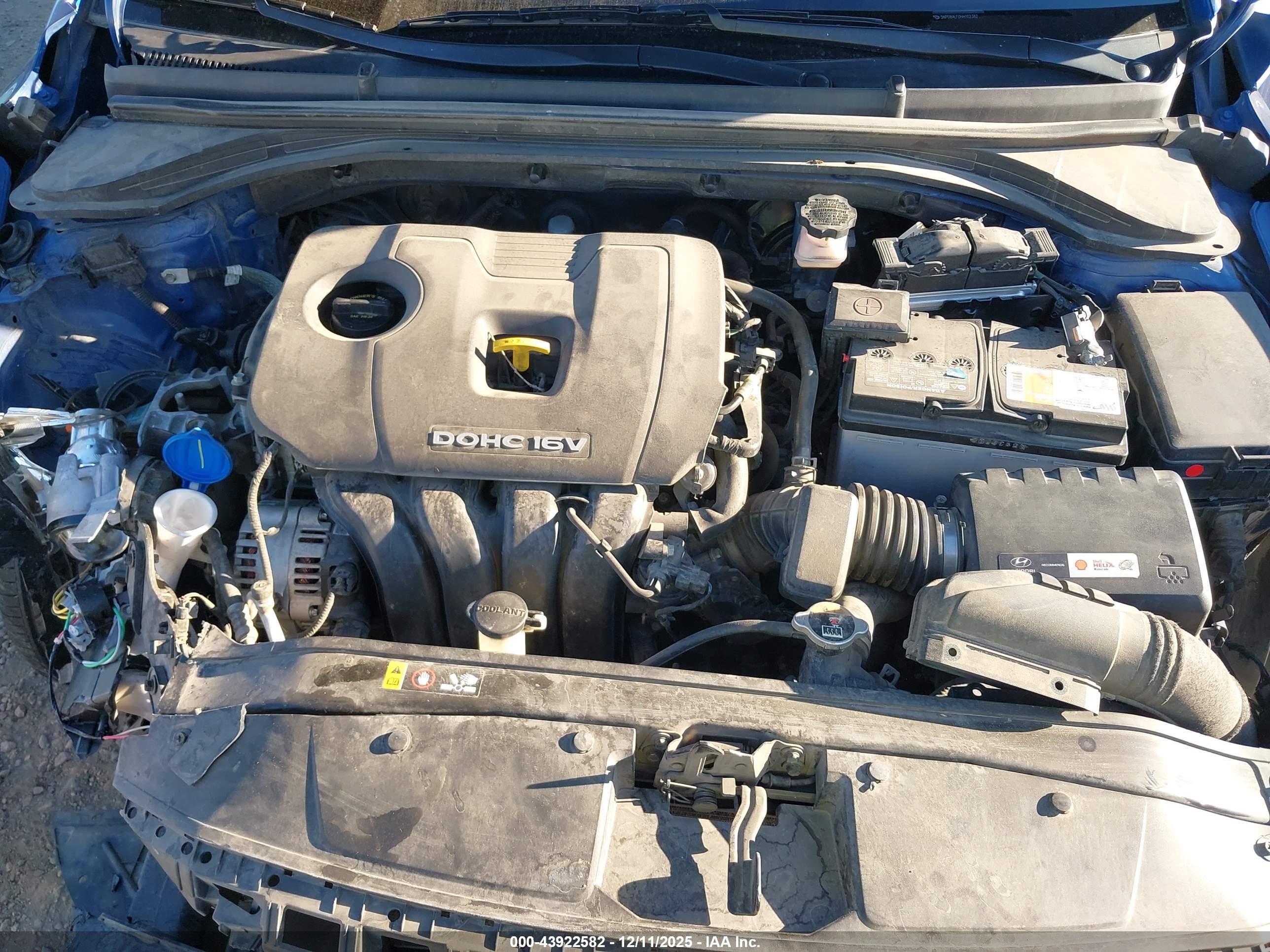 HYUNDAI ELANTRA image 10