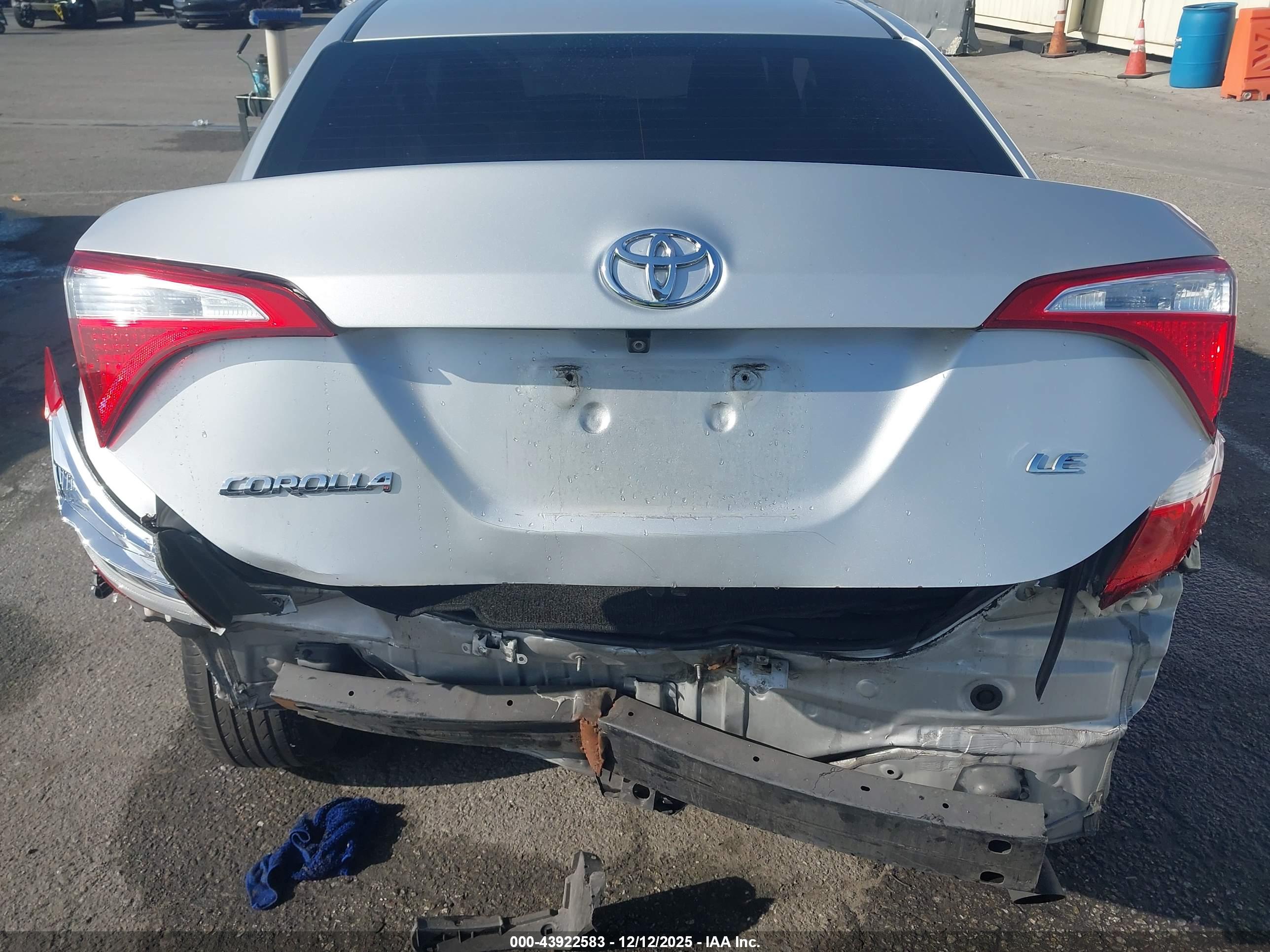 TOYOTA COROLLA image 6