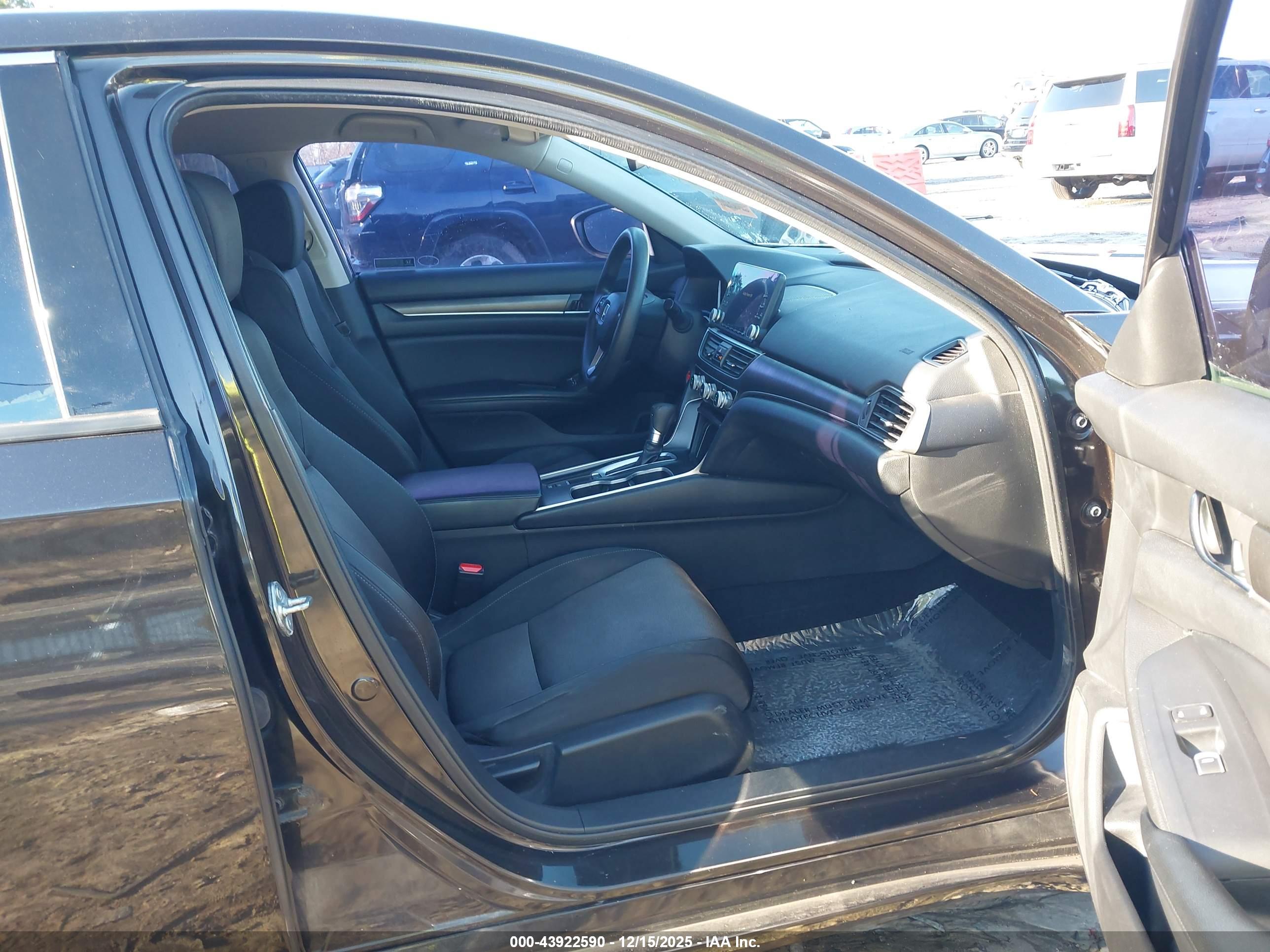 HONDA ACCORD image 5