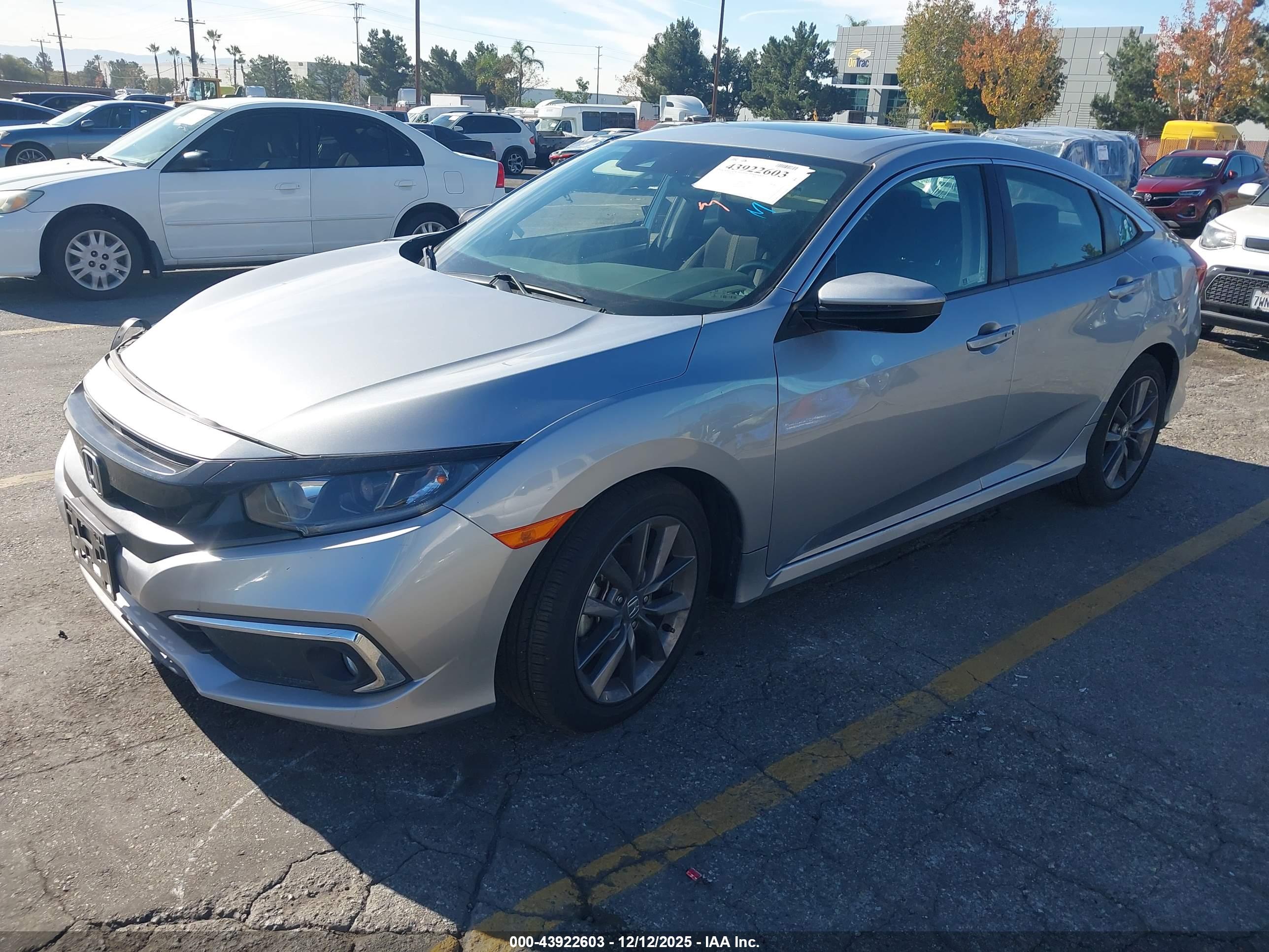 HONDA CIVIC image 2