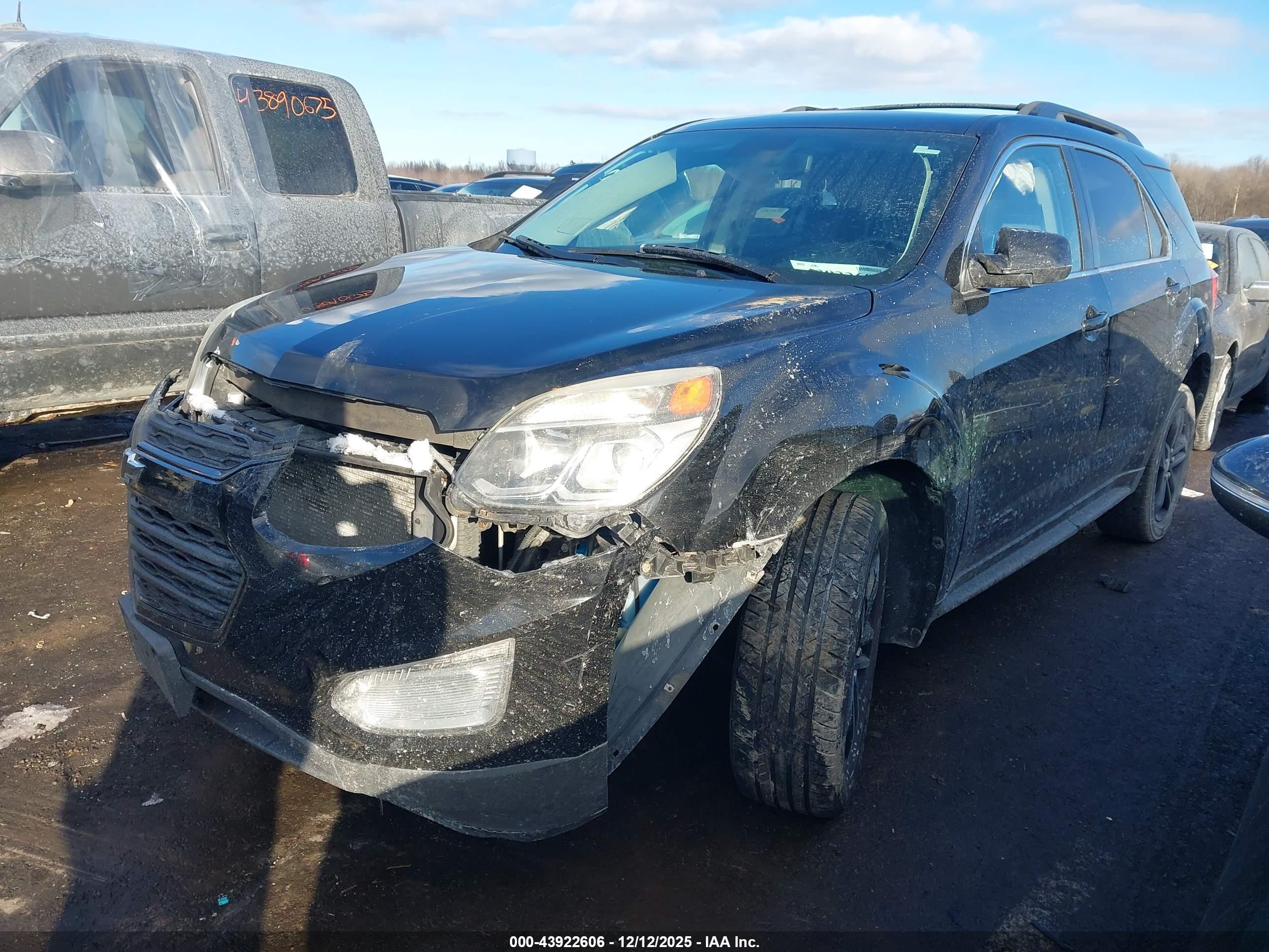 CHEVROLET EQUINOX image 2