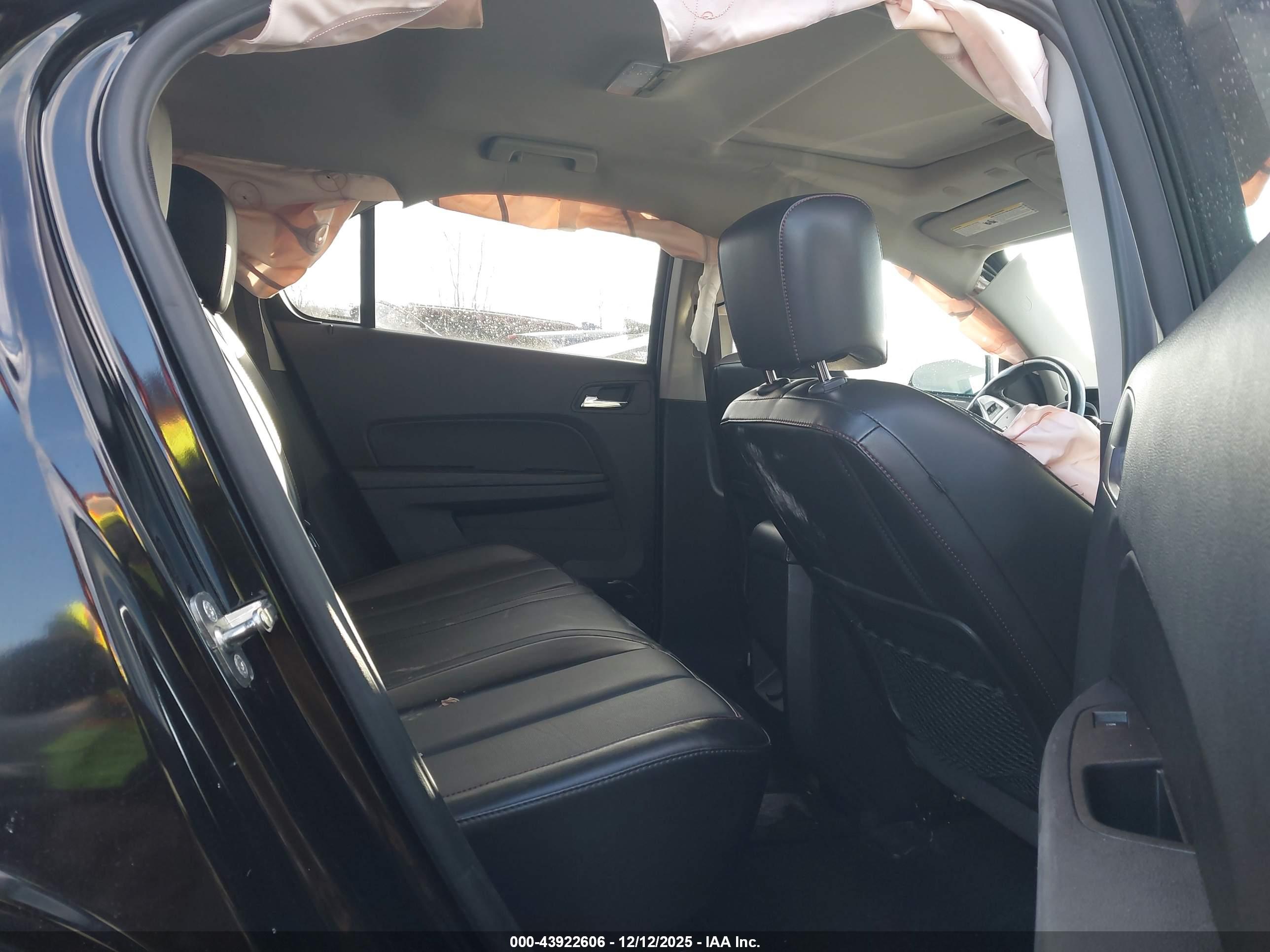 CHEVROLET EQUINOX image 8