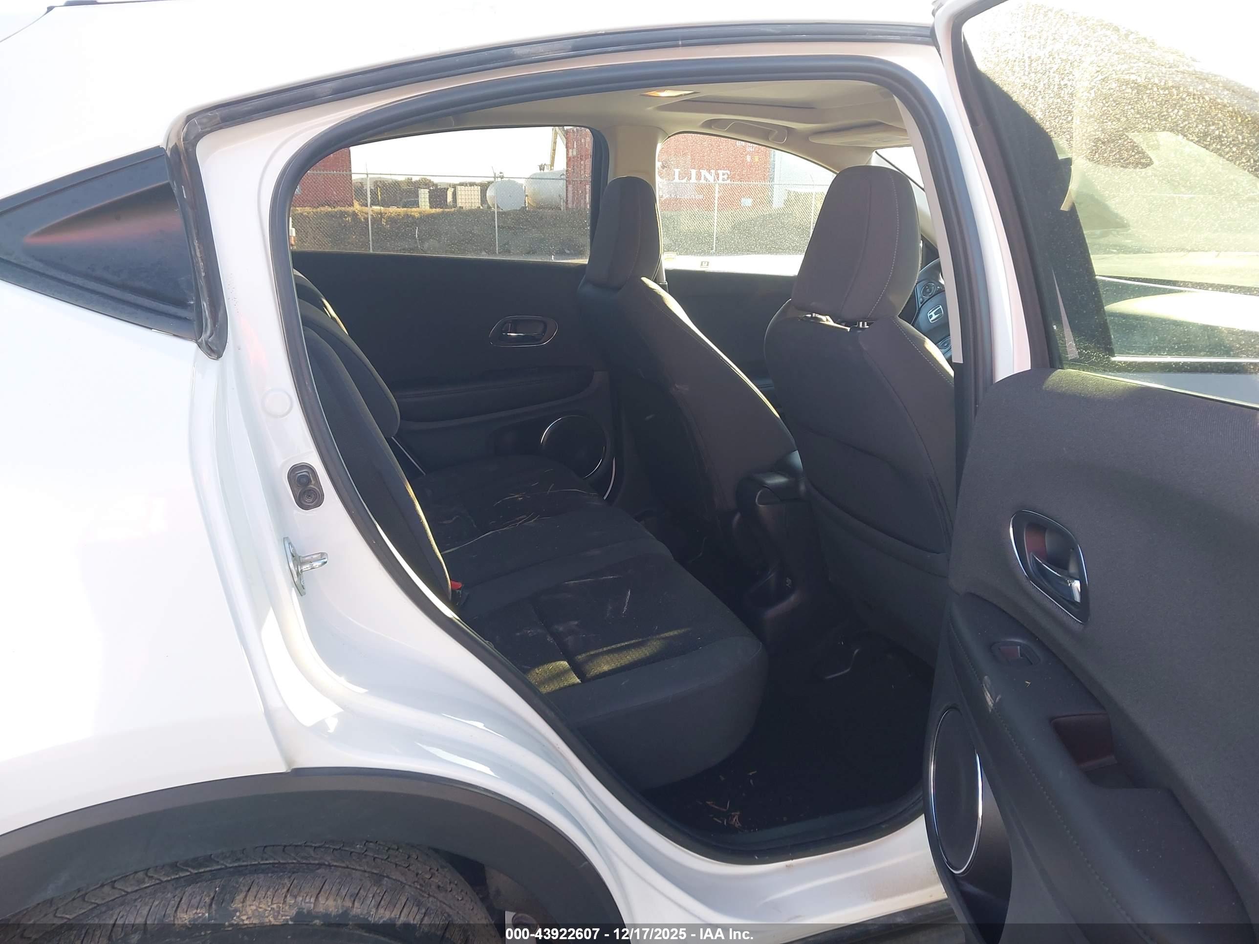 HONDA HR-V image 8
