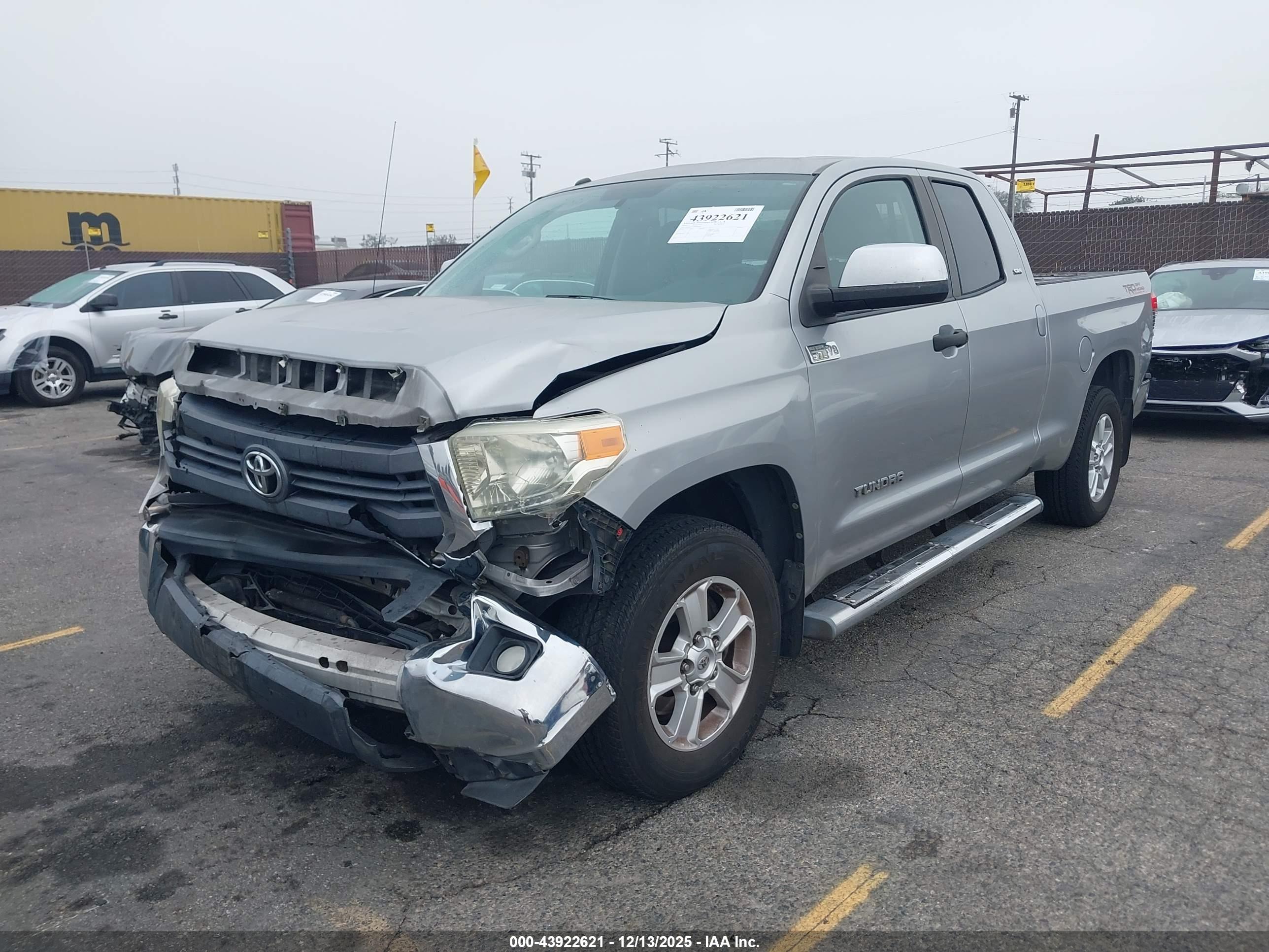 TOYOTA TUNDRA image 2