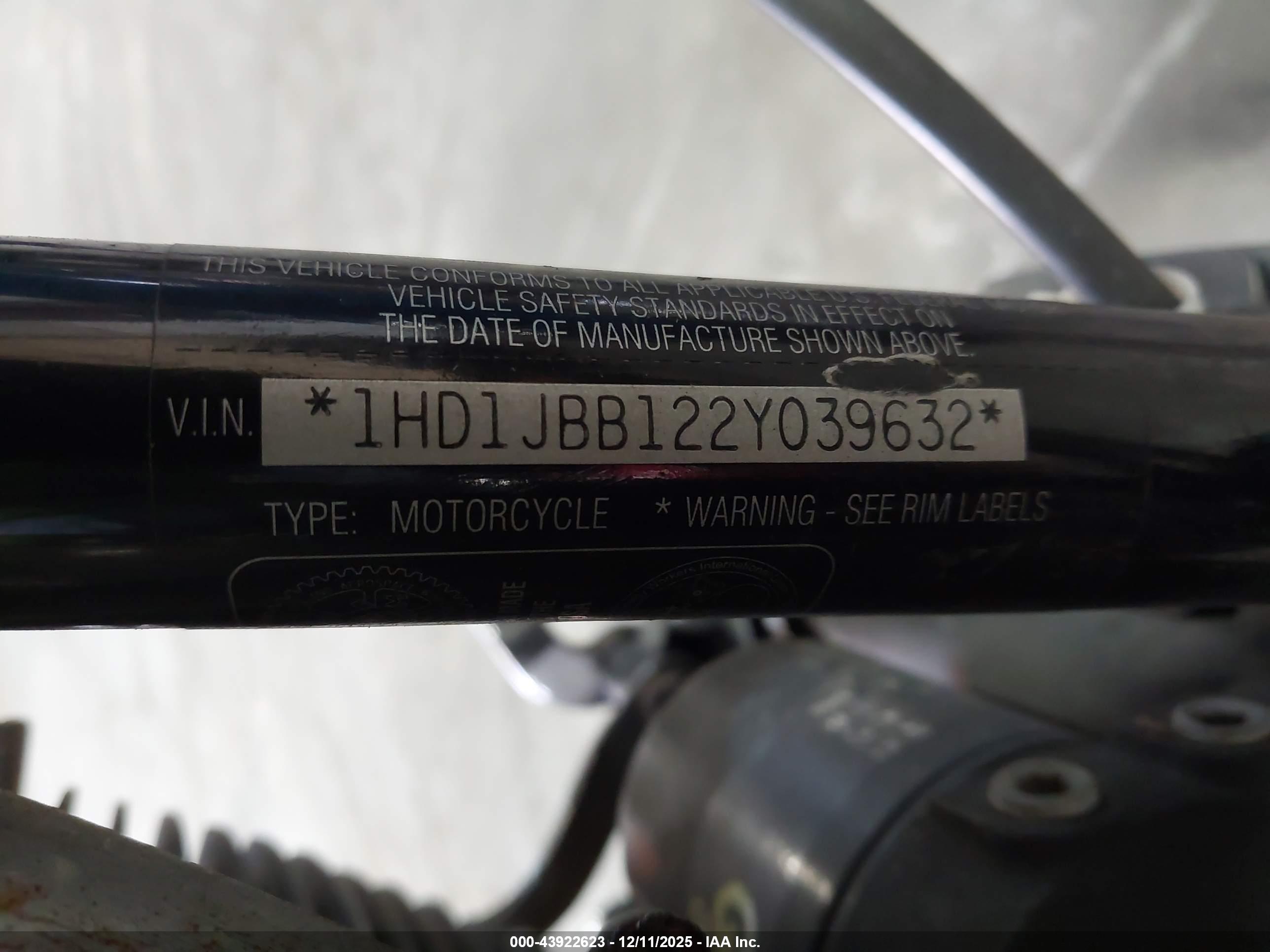 HARLEY-DAVIDSON FXSTDI image 10