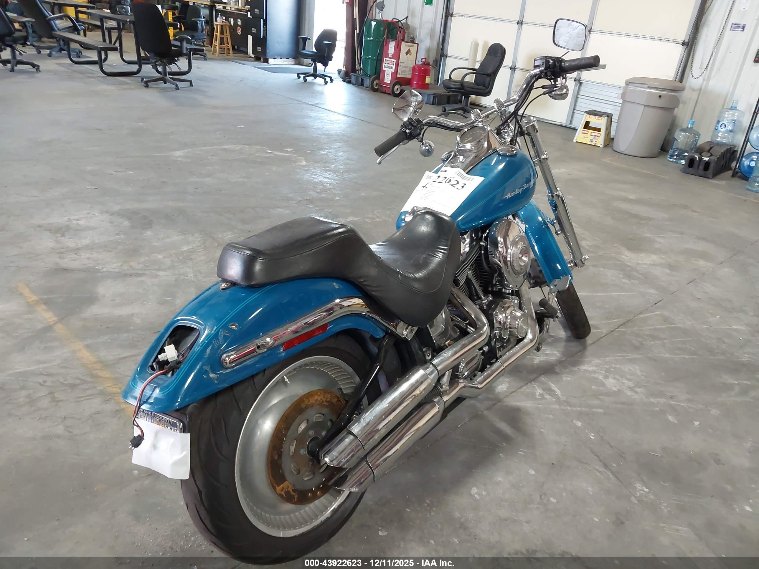HARLEY-DAVIDSON FXSTDI image 4