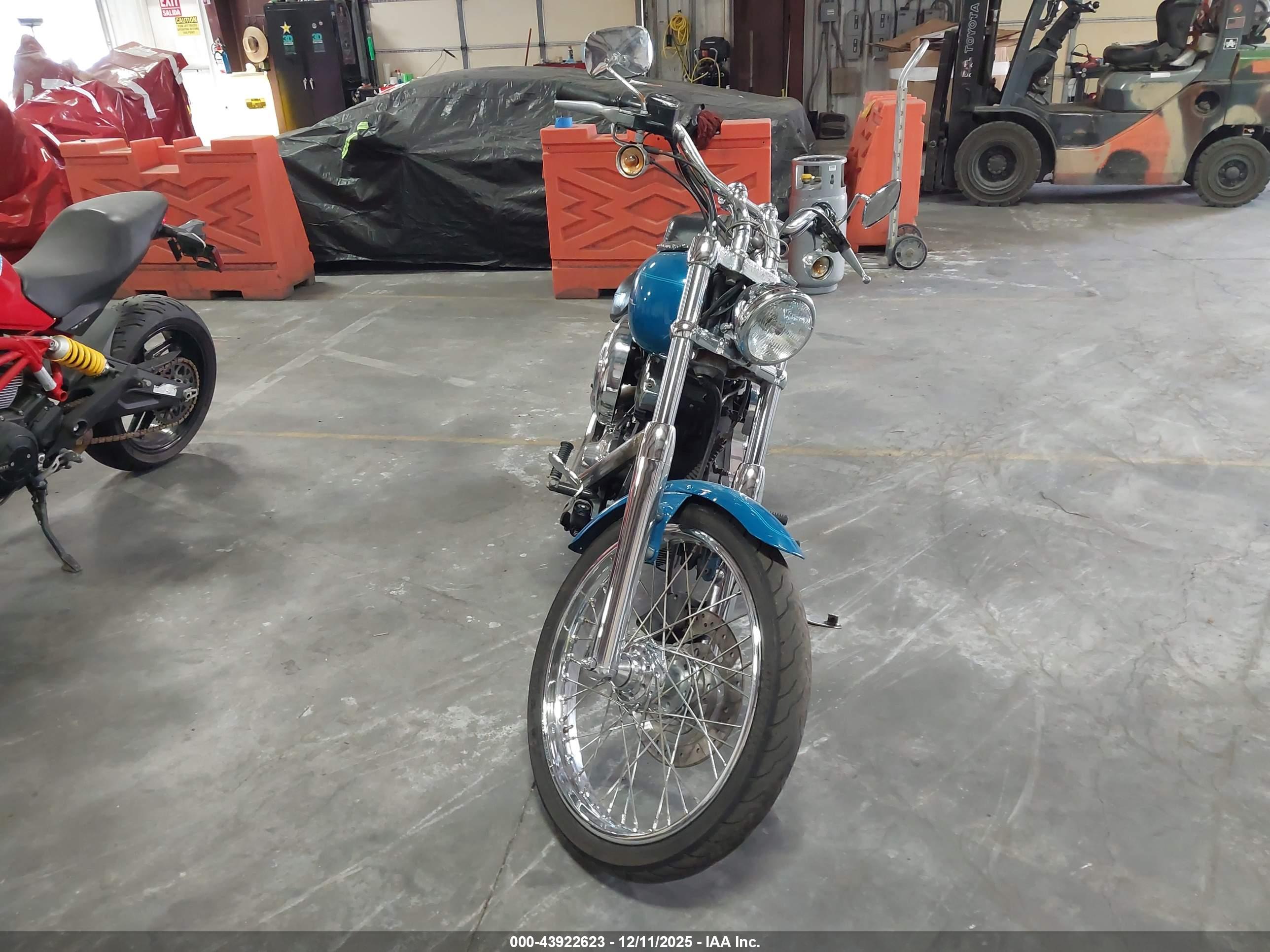 HARLEY-DAVIDSON FXSTDI image 5
