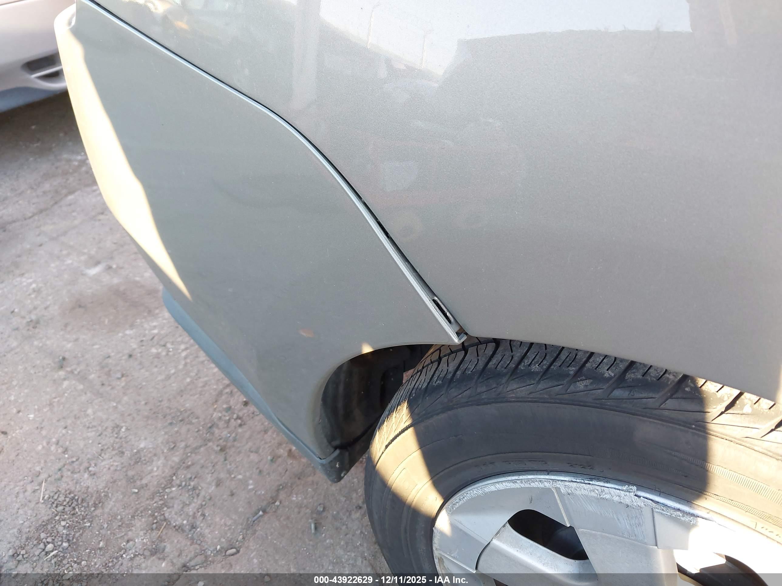 TOYOTA PRIUS image 6