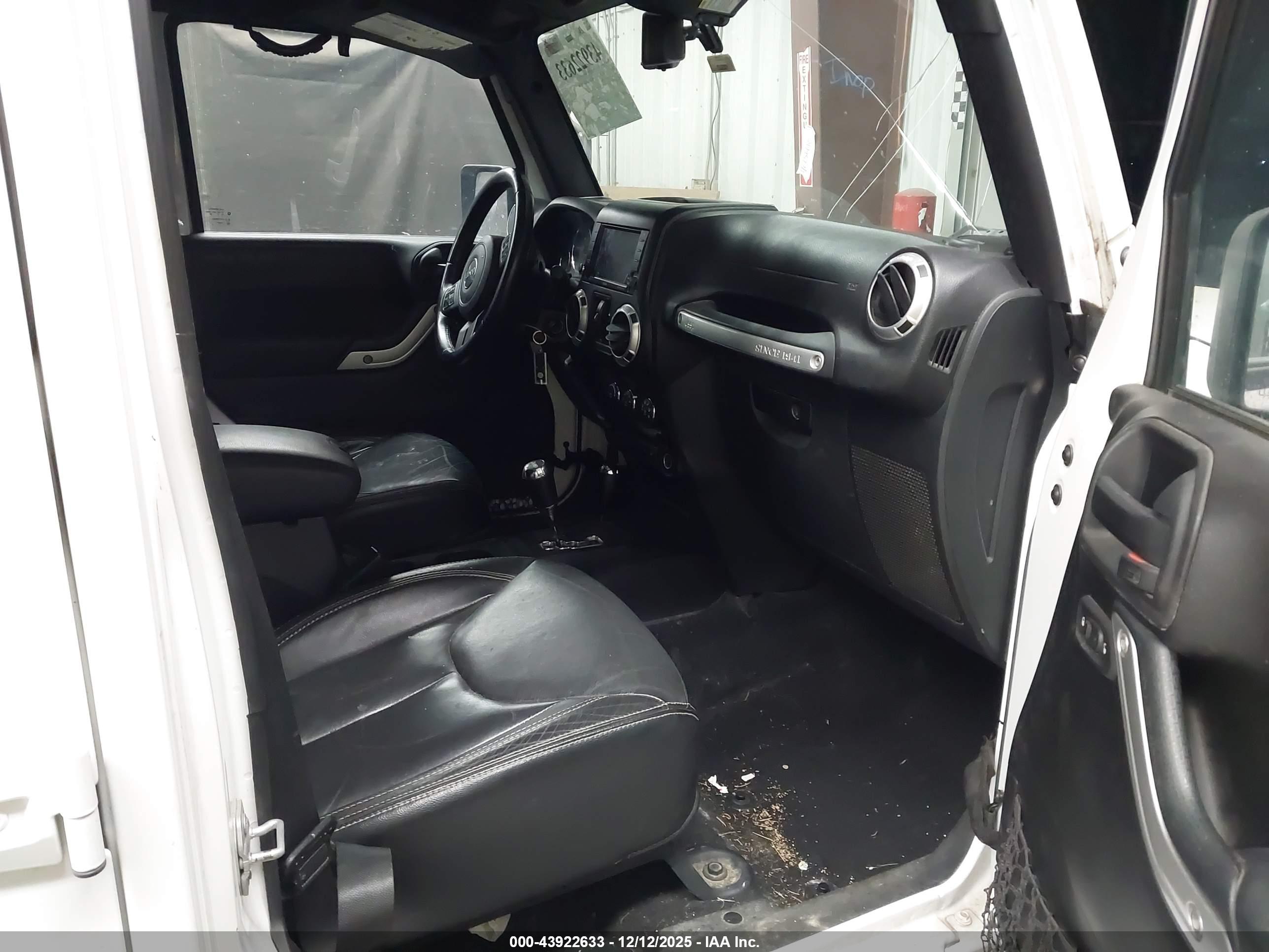 JEEP WRANGLER image 5