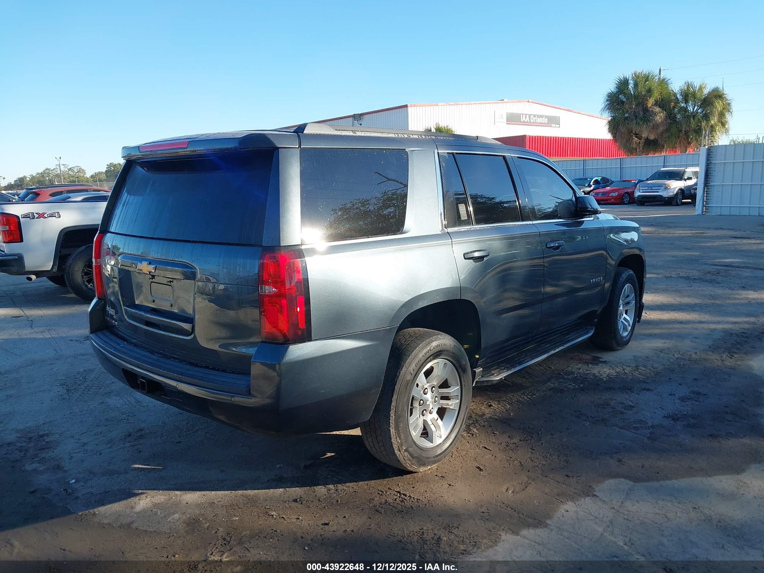 CHEVROLET TAHOE image 4