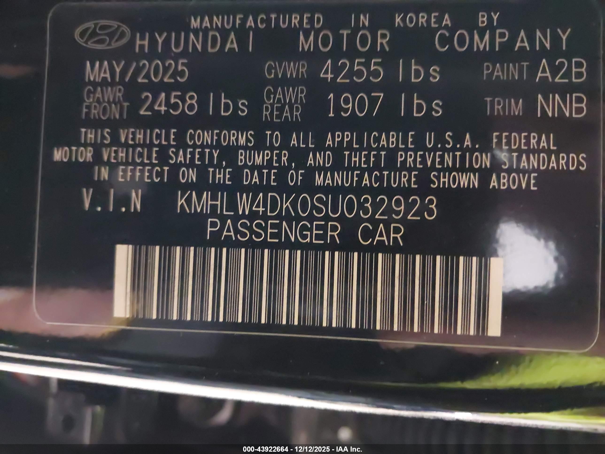 HYUNDAI ELANTRA image 9