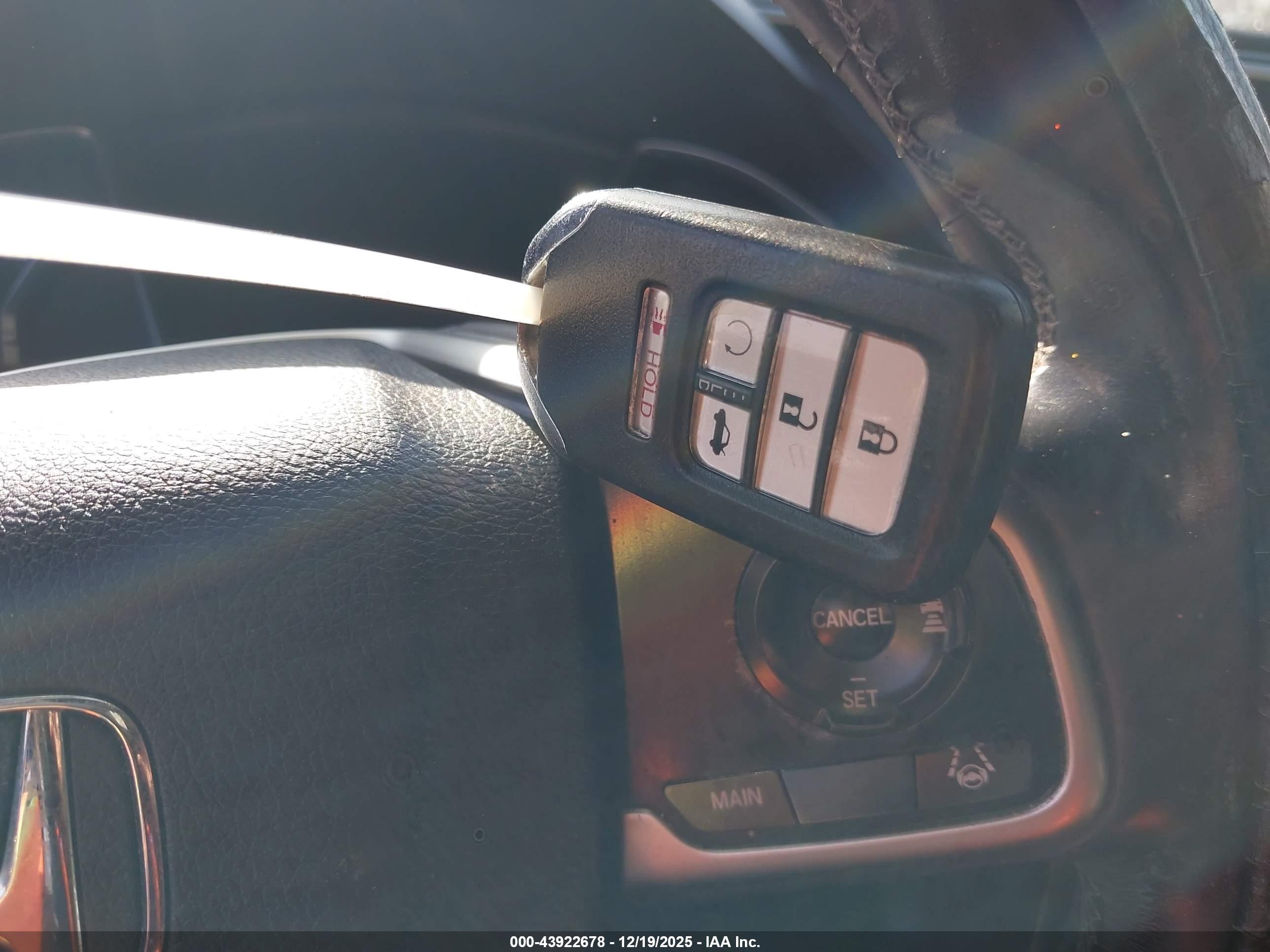 HONDA CIVIC image 11
