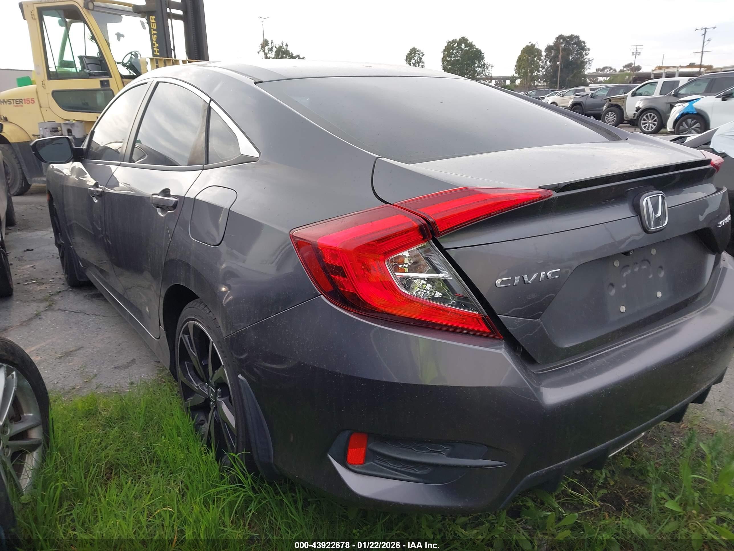 HONDA CIVIC image 3
