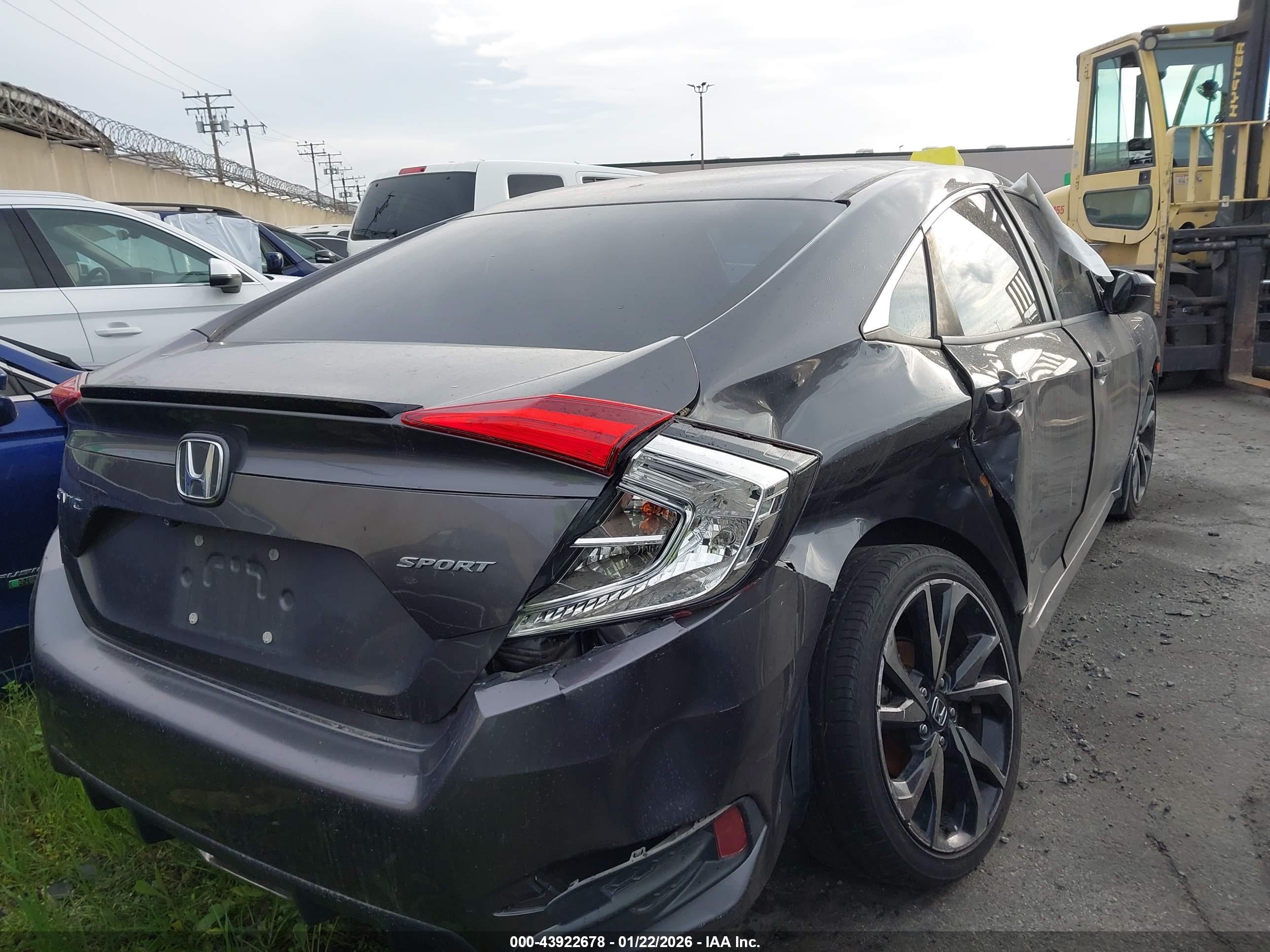 HONDA CIVIC image 4