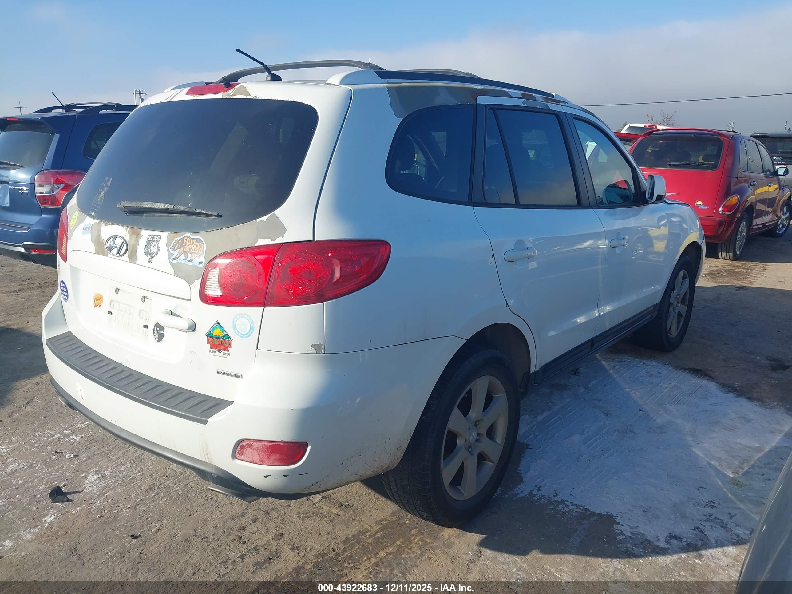 HYUNDAI SANTA image 4