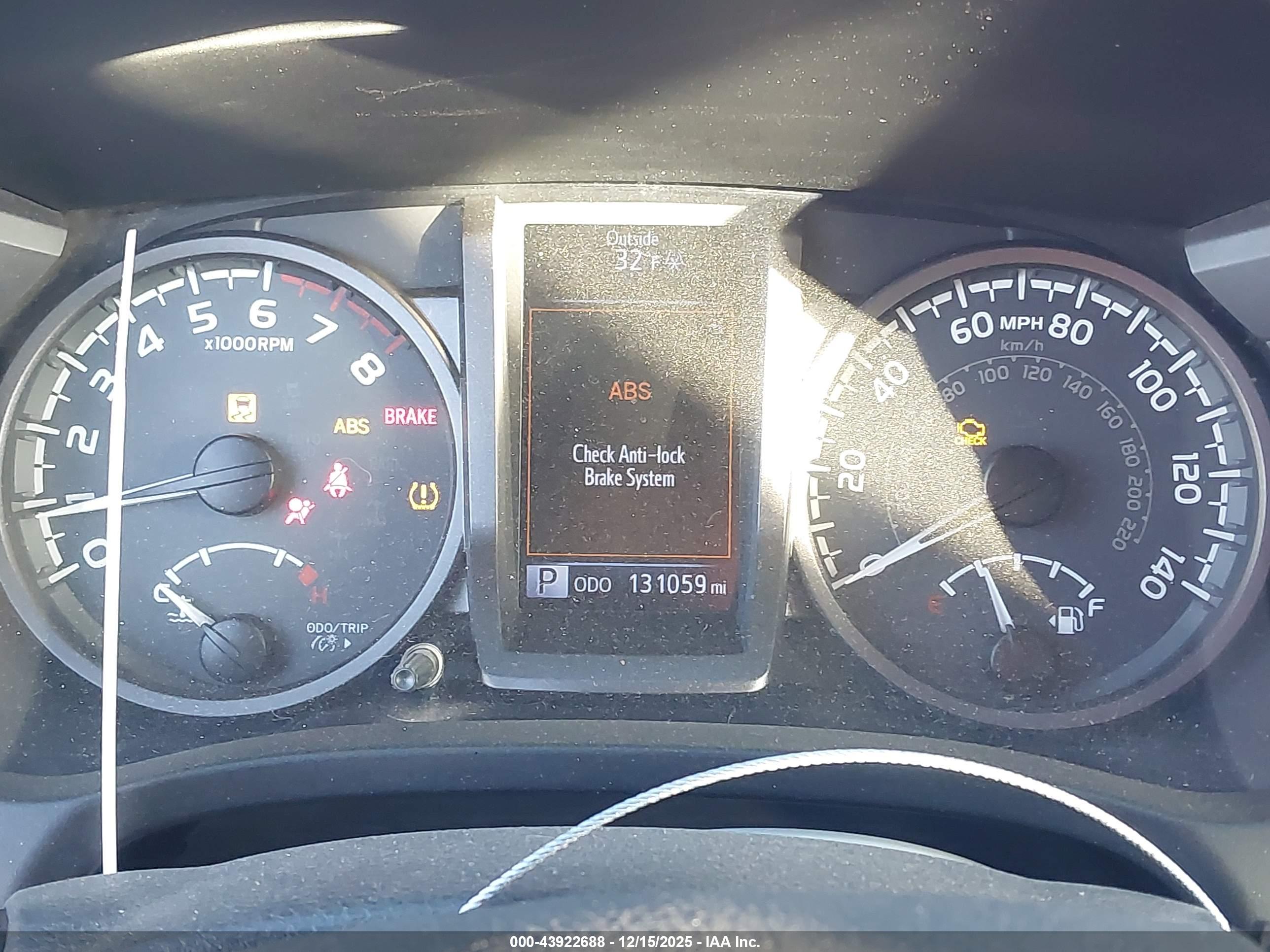 TOYOTA TACOMA image 7