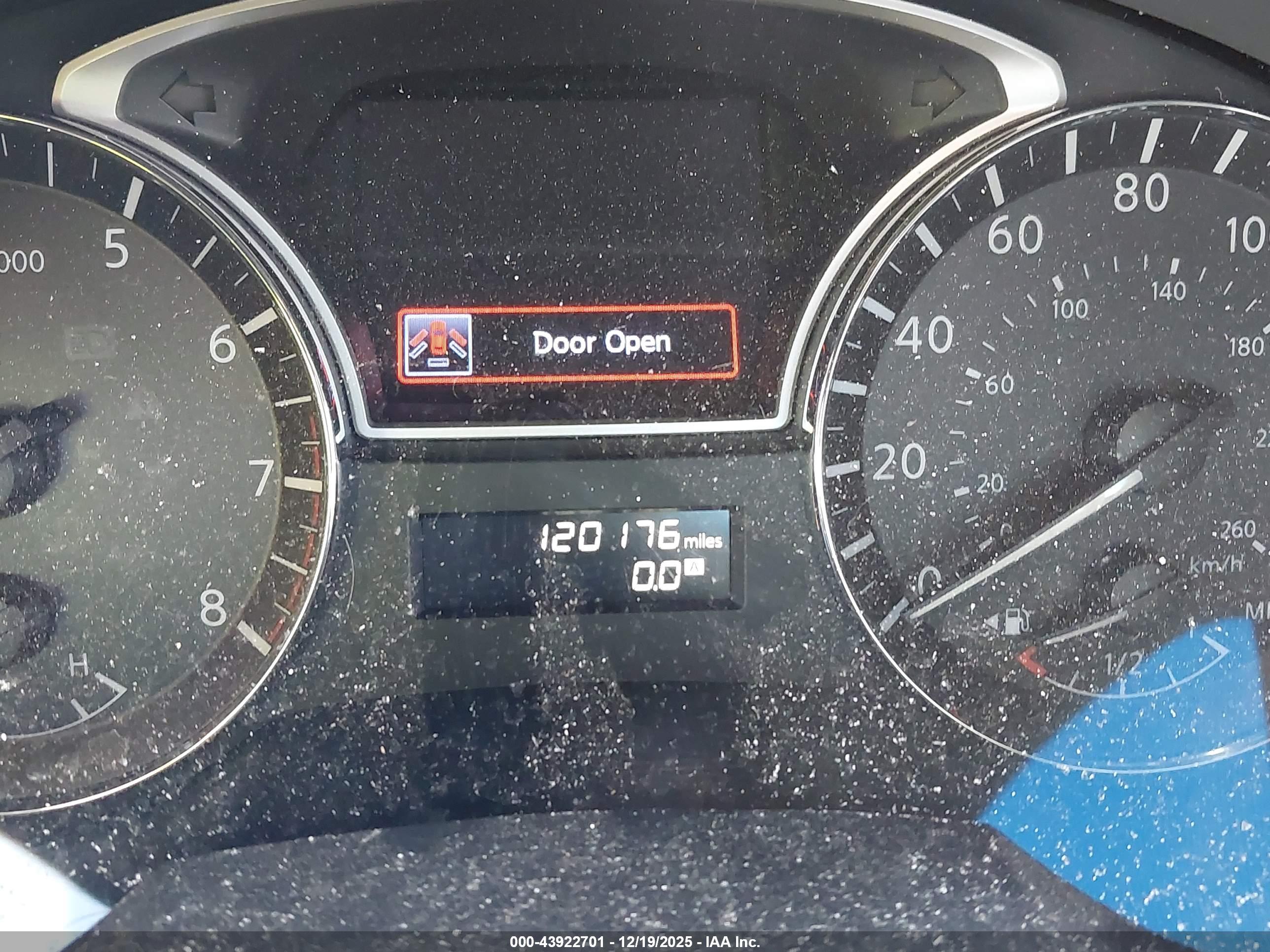 NISSAN ALTIMA image 7