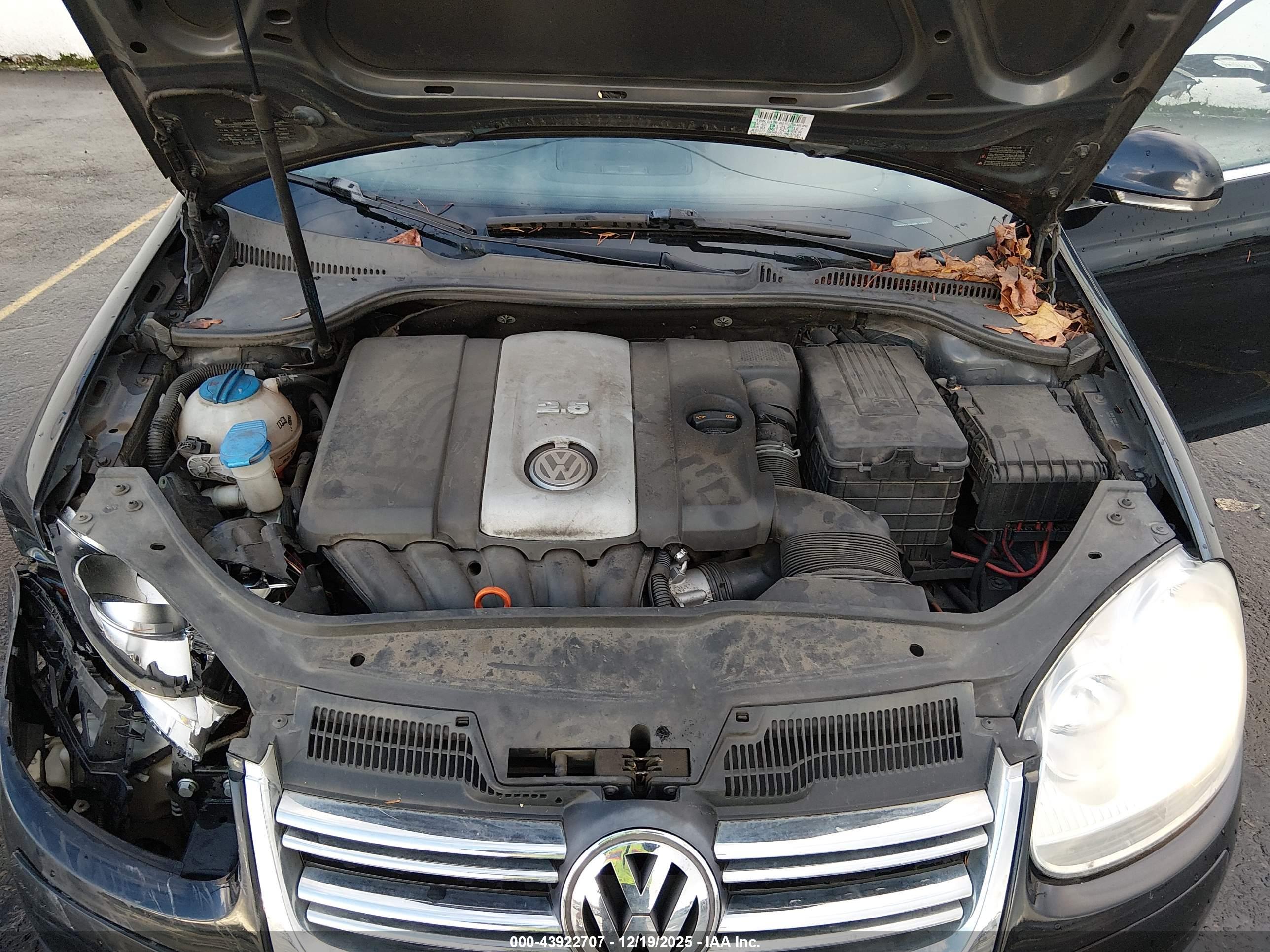 VOLKSWAGEN JETTA image 10