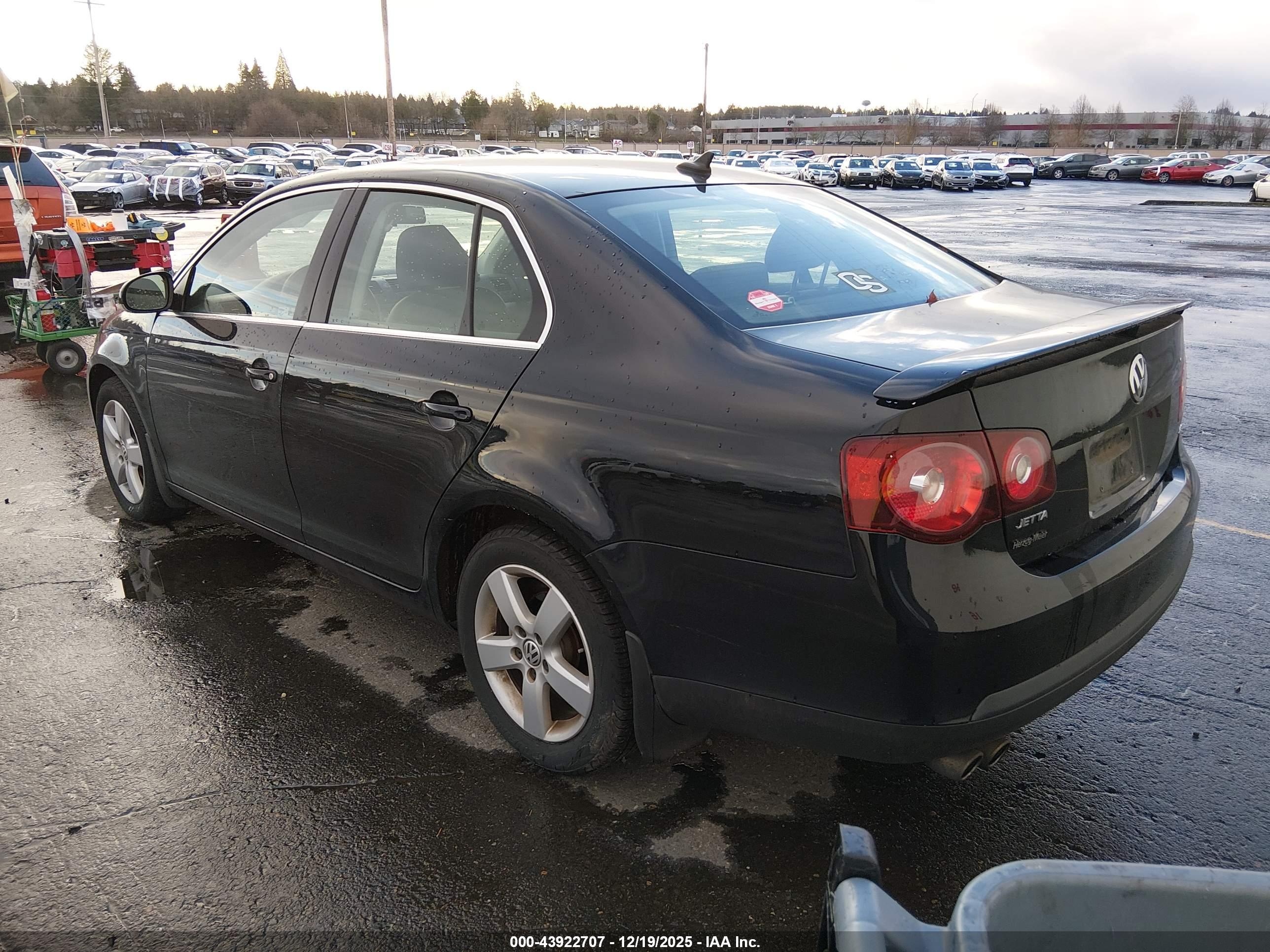 VOLKSWAGEN JETTA image 3
