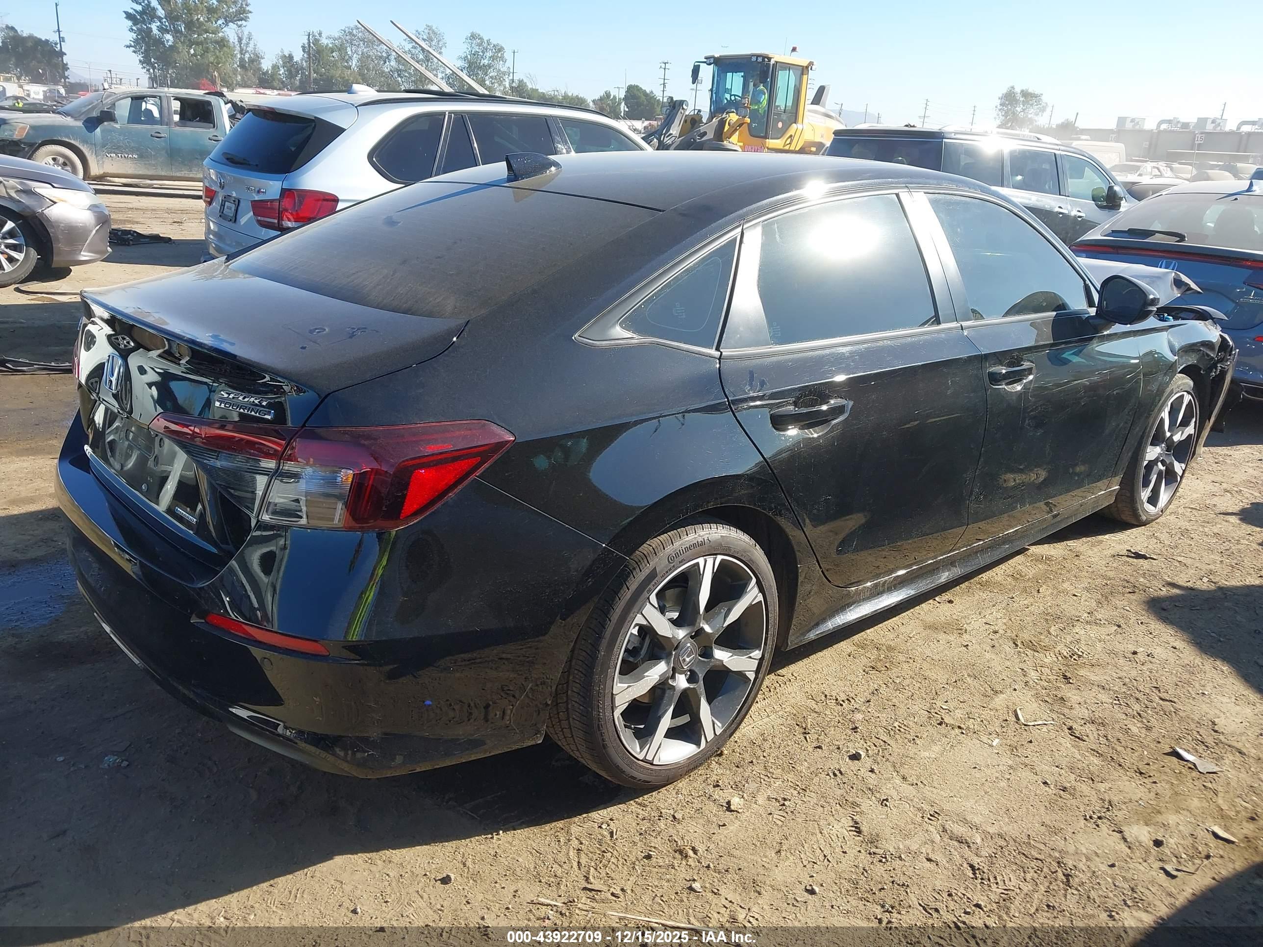 HONDA CIVIC image 4