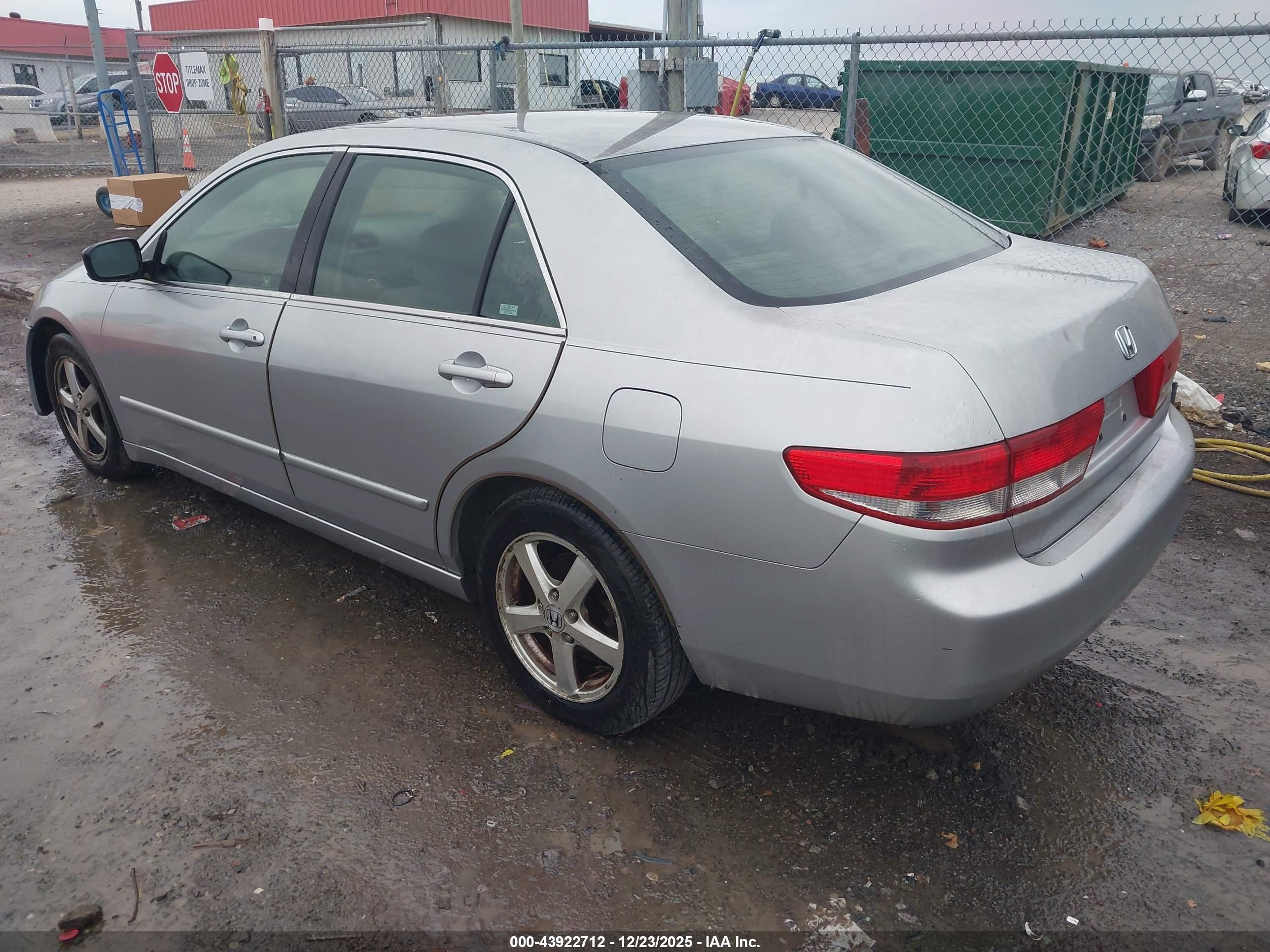 HONDA ACCORD image 3