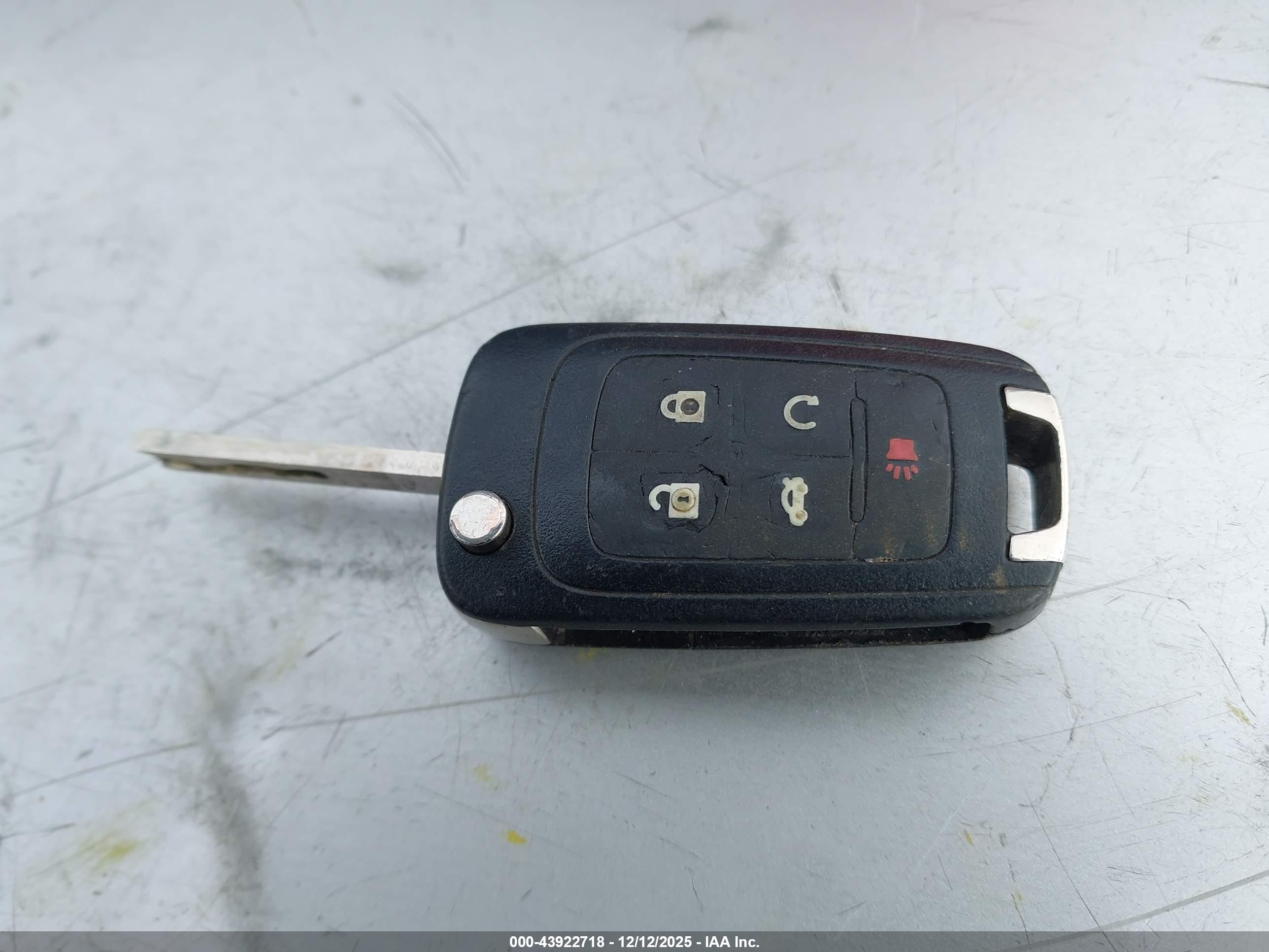 GMC TERRAIN image 11